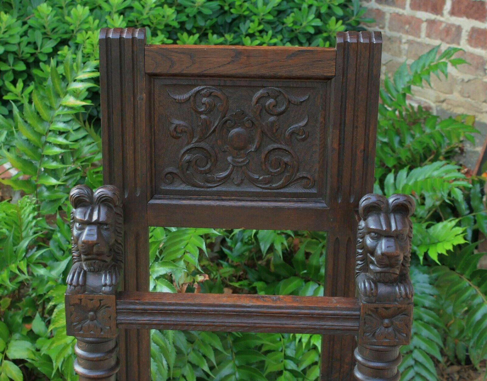 Antique English Oak Gothic Umbrella Cane Stick Stand Hall Tree Entry Foyer Stand In Good Condition In Tyler, TX