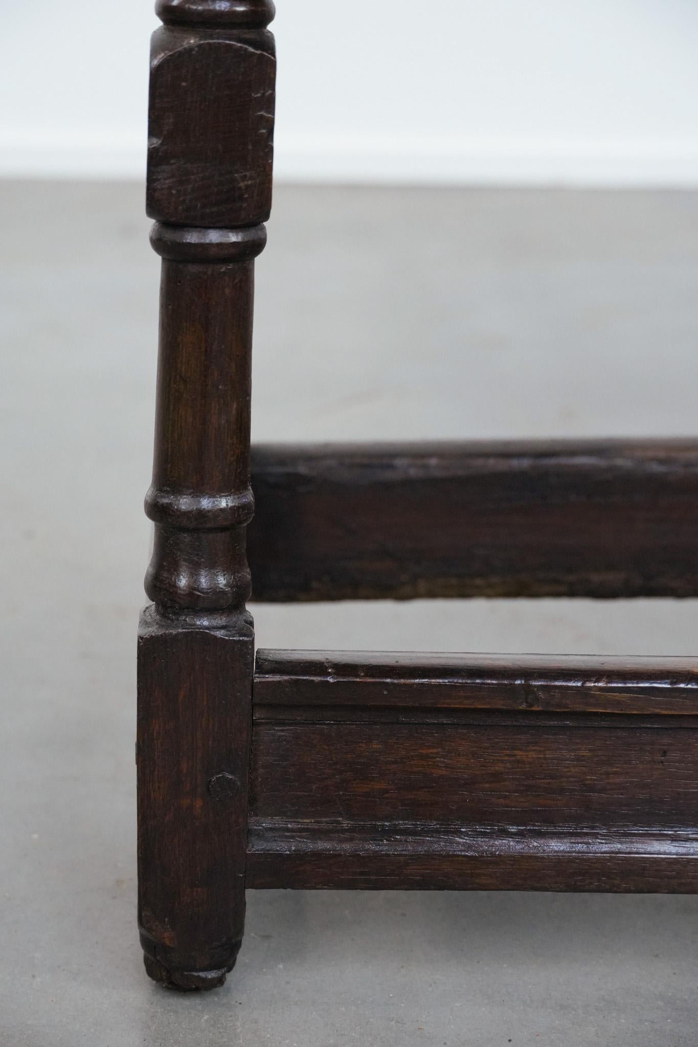 Antique English oak joint stool from the 18th century in vendita 3