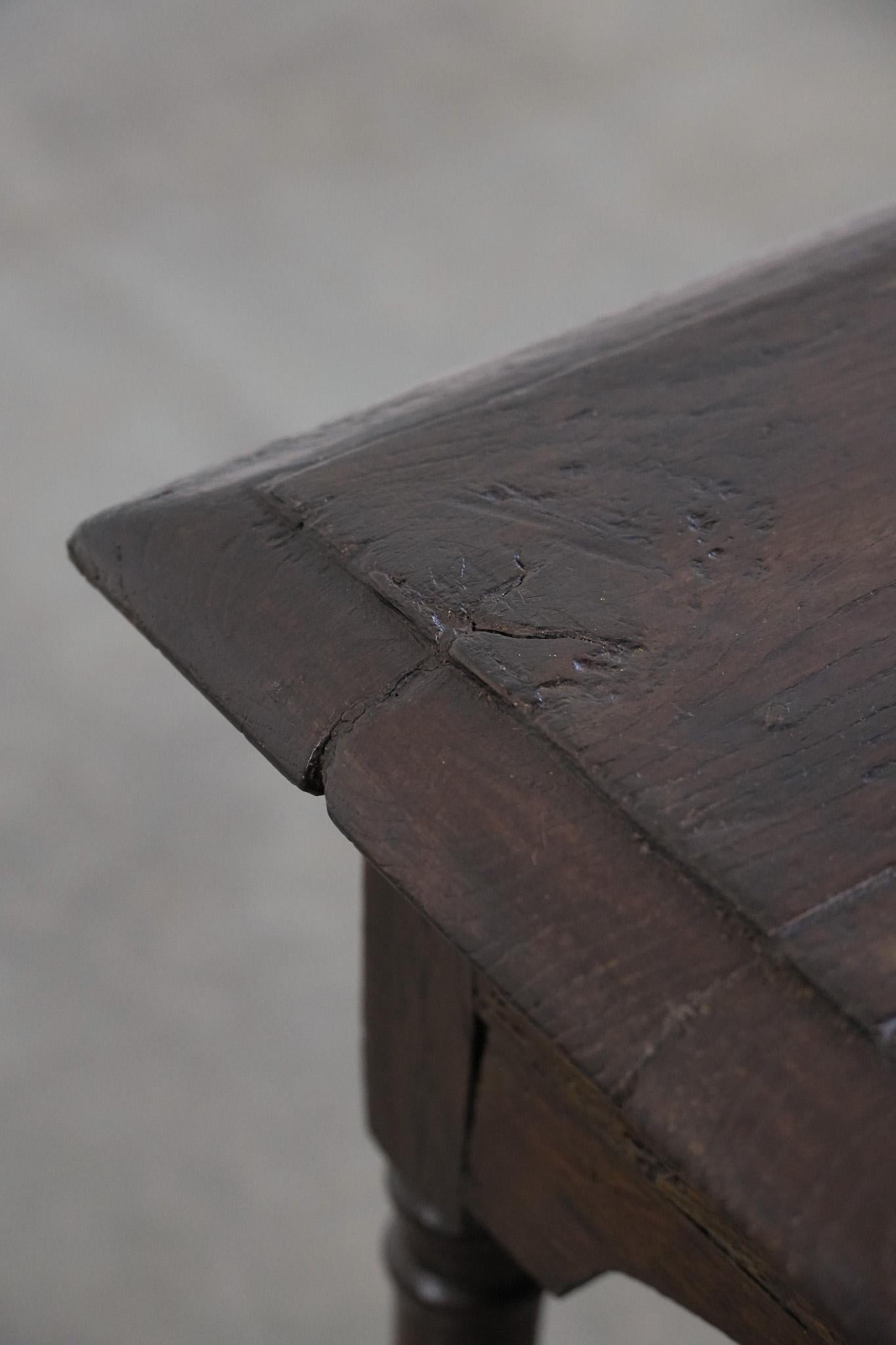 Antique English oak joint stool from the 18th century in vendita 6
