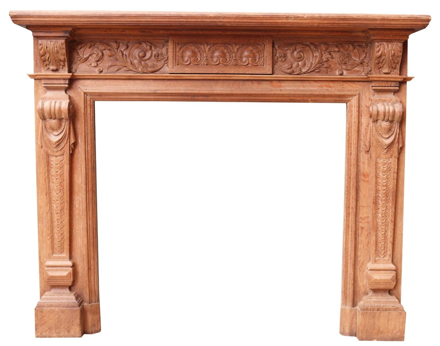 A good quality late Victorian period fire surround. Reclaimed from a property in Amersham.

Opening Height 99.5 cm

Opening Width 106 cm

Width Between Outside of Legs 155.5 cm.