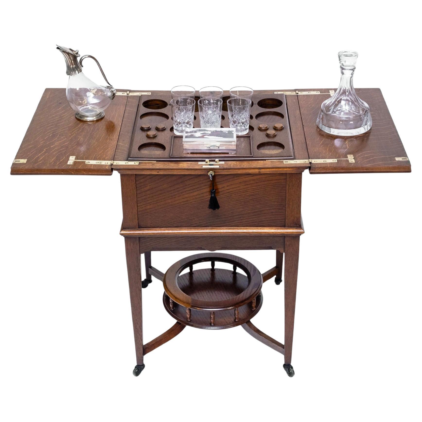 Antique English Oak Metamorphic Rise & Fall Cocktail Drinks Cabinet Dry Bar