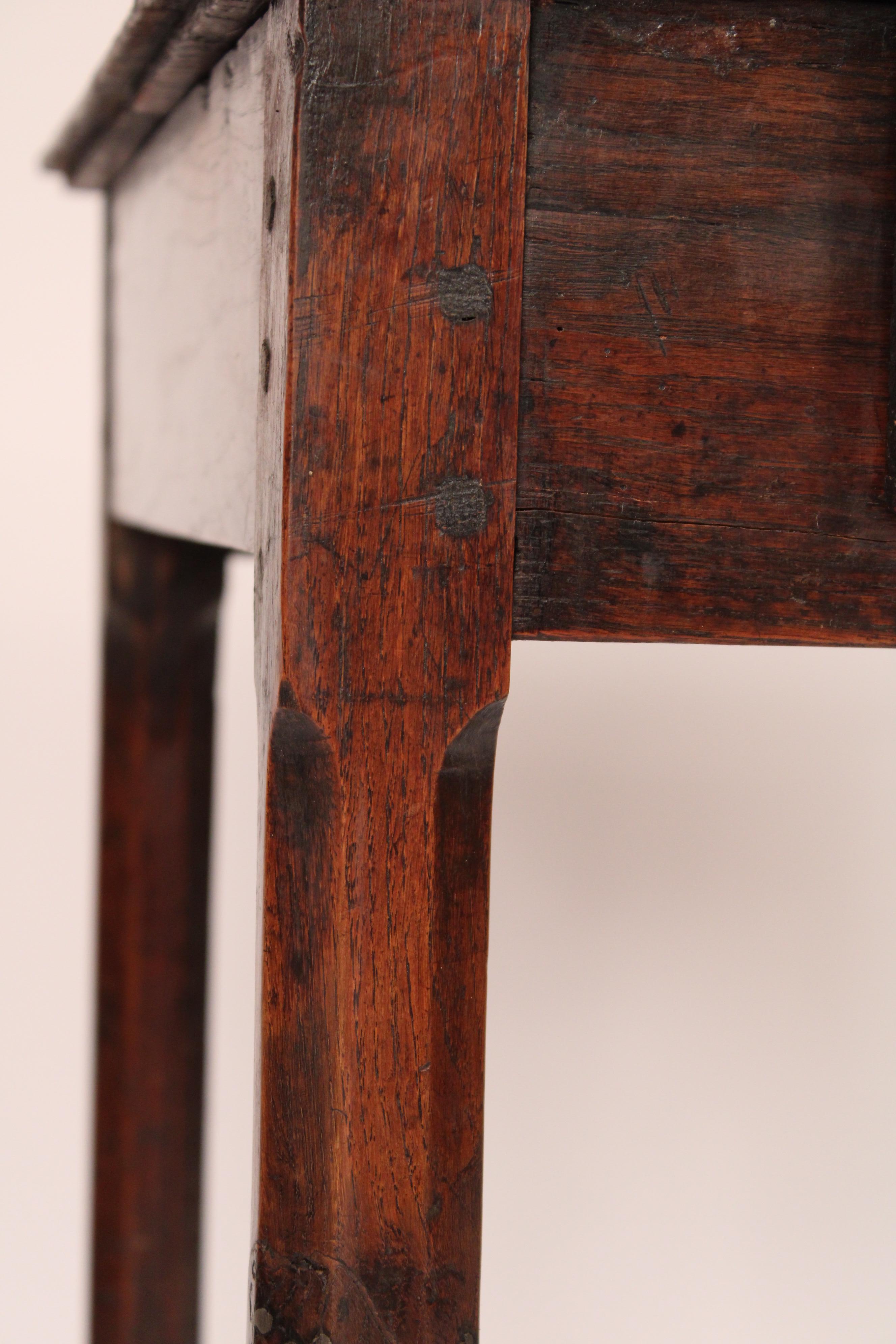 Antiker englischer Oak Beistelltisch im Angebot 3