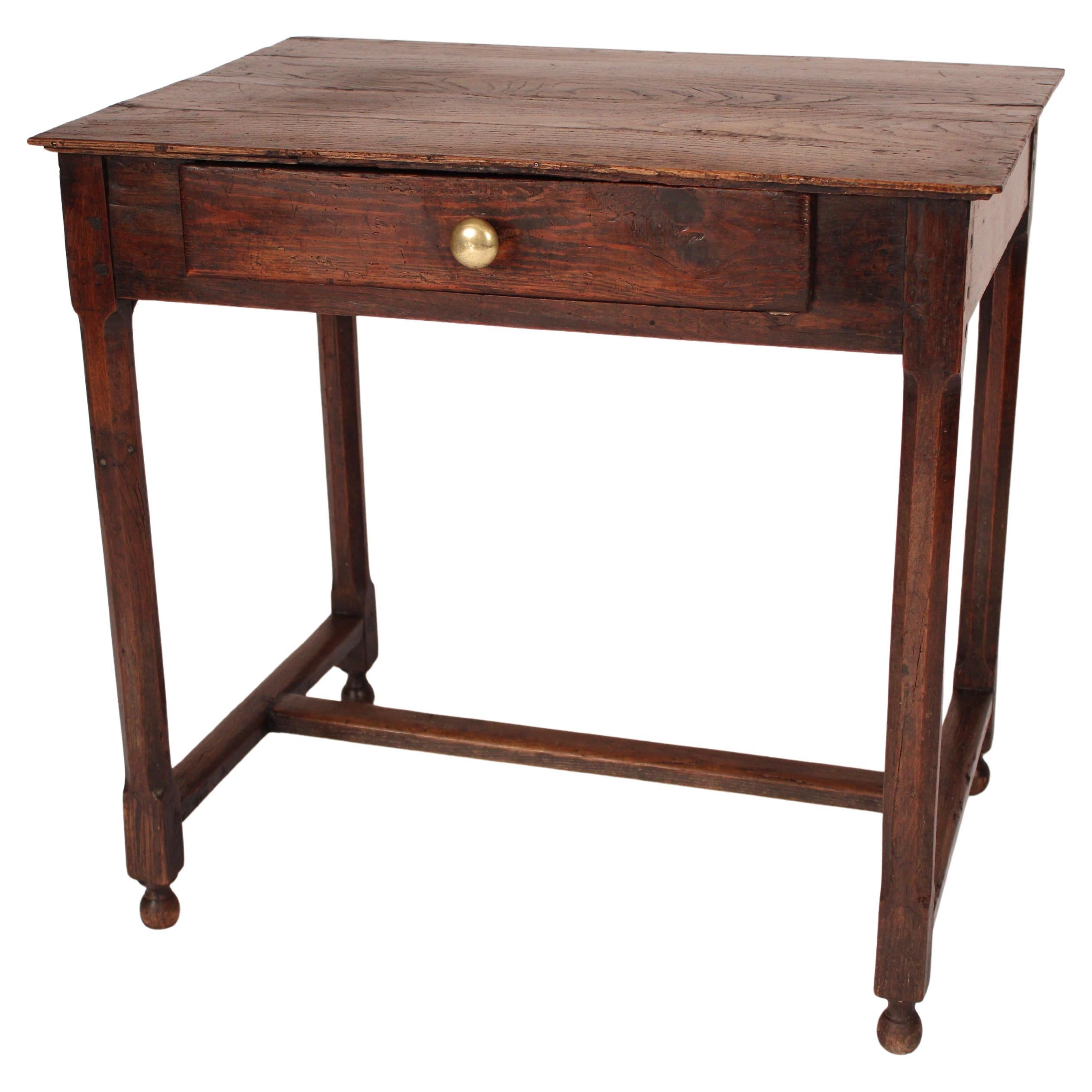 Antiker englischer Oak Beistelltisch