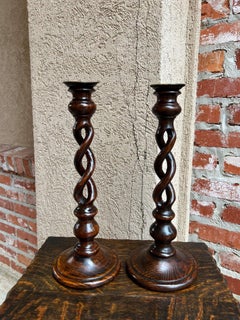 Chandeliers anciens en chêne OPEN Barley Twist Jacobean Pair c1860 12.5" Antique English Oak OPEN Barley Twist Candlesks Jacobean Pair c1860 12.5"