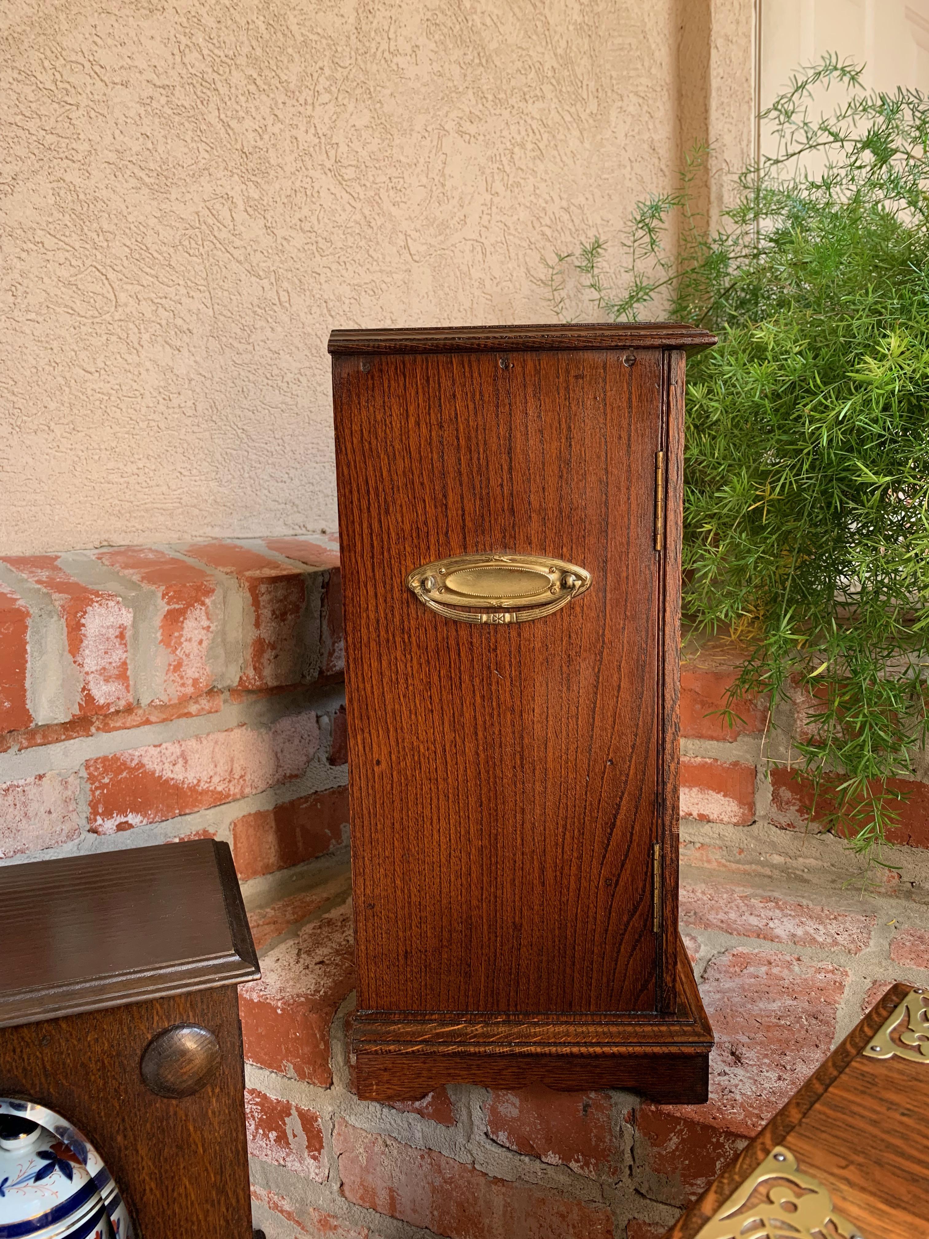 Antique English Oak Pipe Smoke Cabinet Card Game Box Humidor 1918 Plaque 1