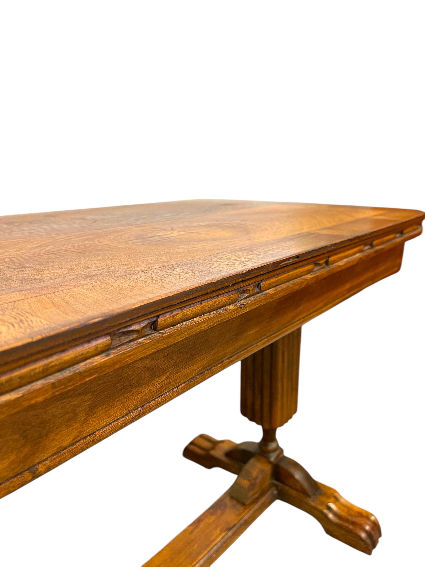 Antico tavolino rettangolare in Oak inglese di Gordon Russell in vendita 2