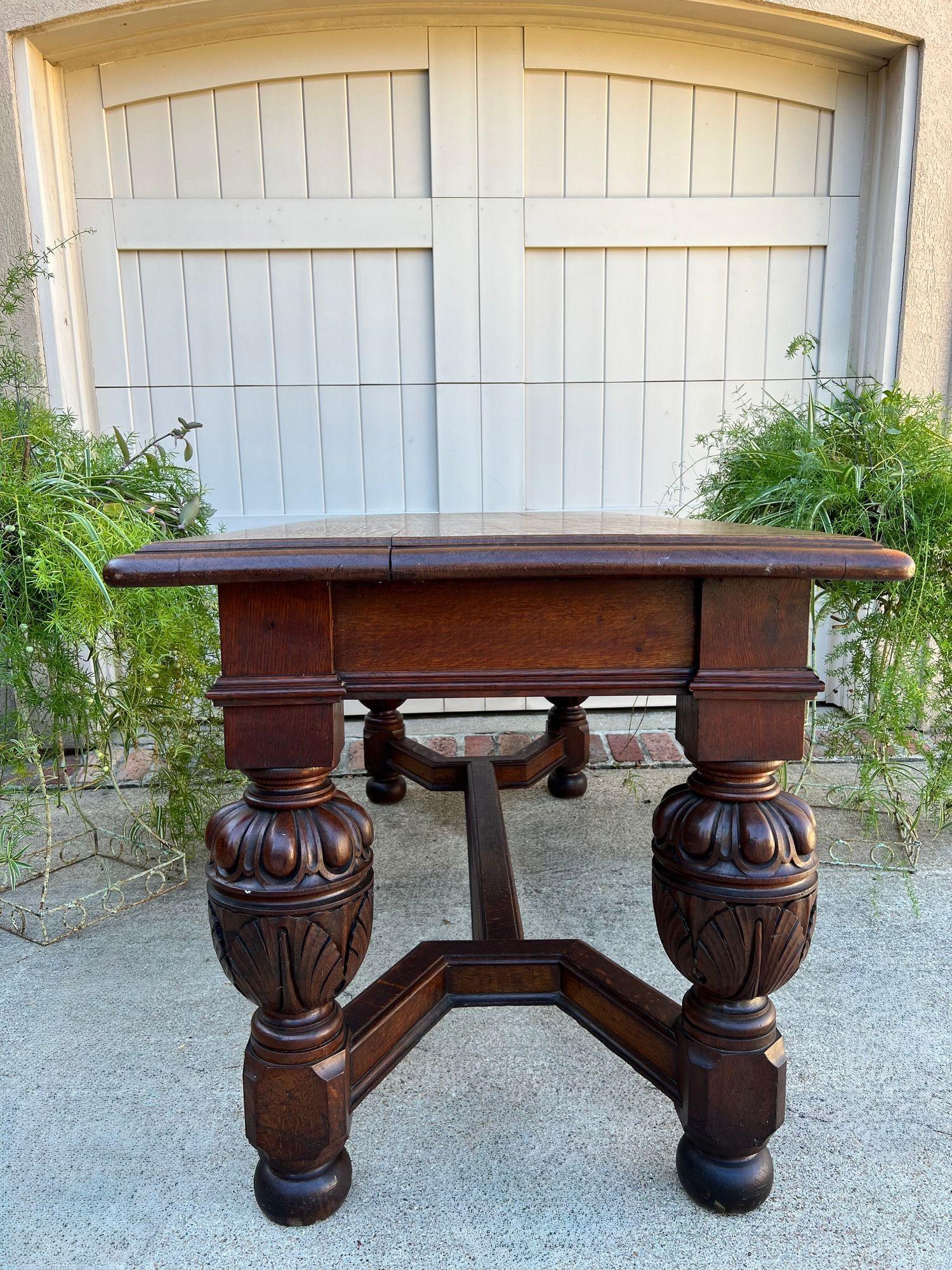 Antigua mesa inglesa de salón con consola de roble tallada Jacobea o Tudor c1890 en Bueno estado para la venta en Shreveport, LA