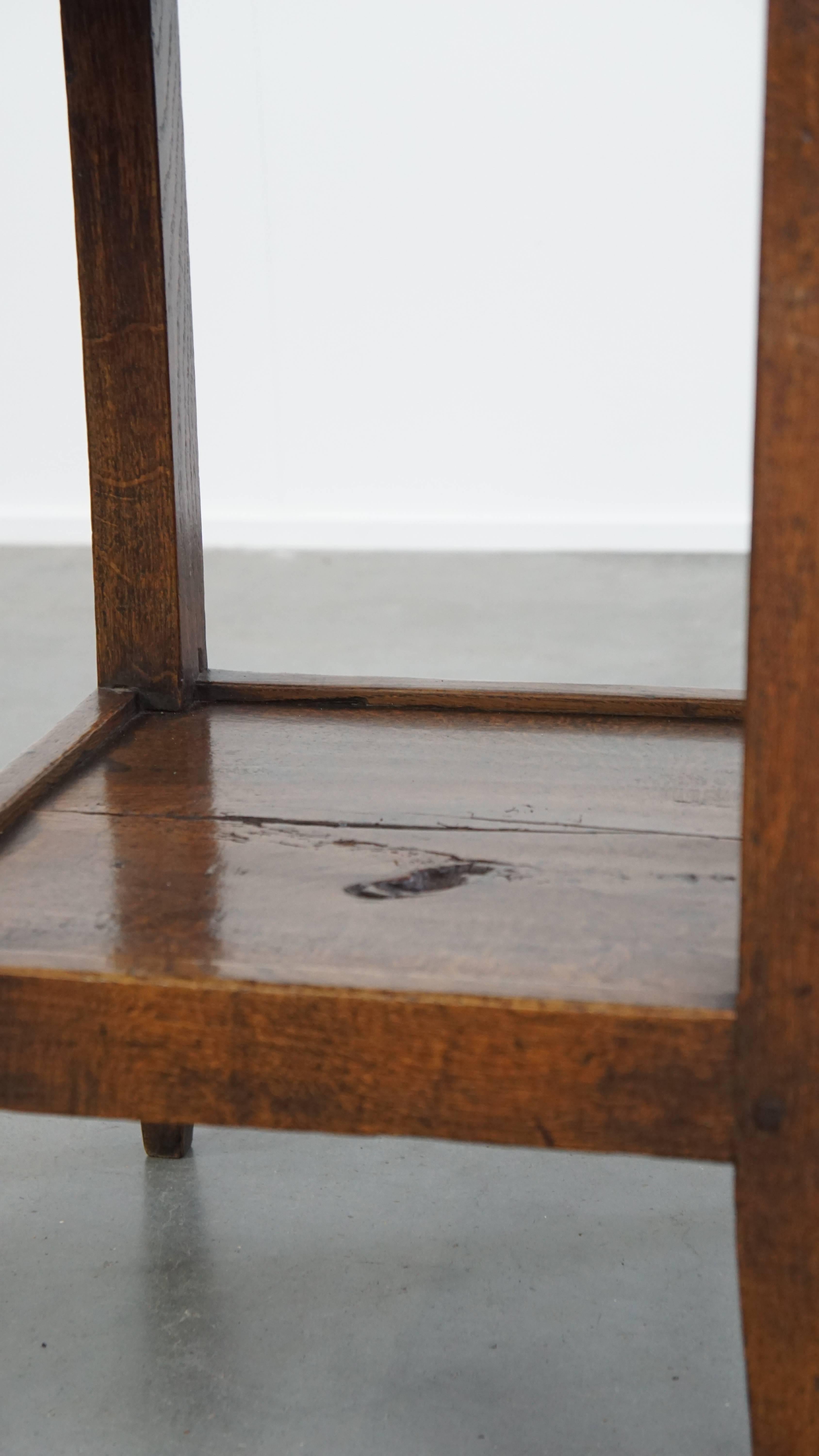 Ancienne table d'appoint en Oak Oak de la fin du 18ème siècle en vente 2