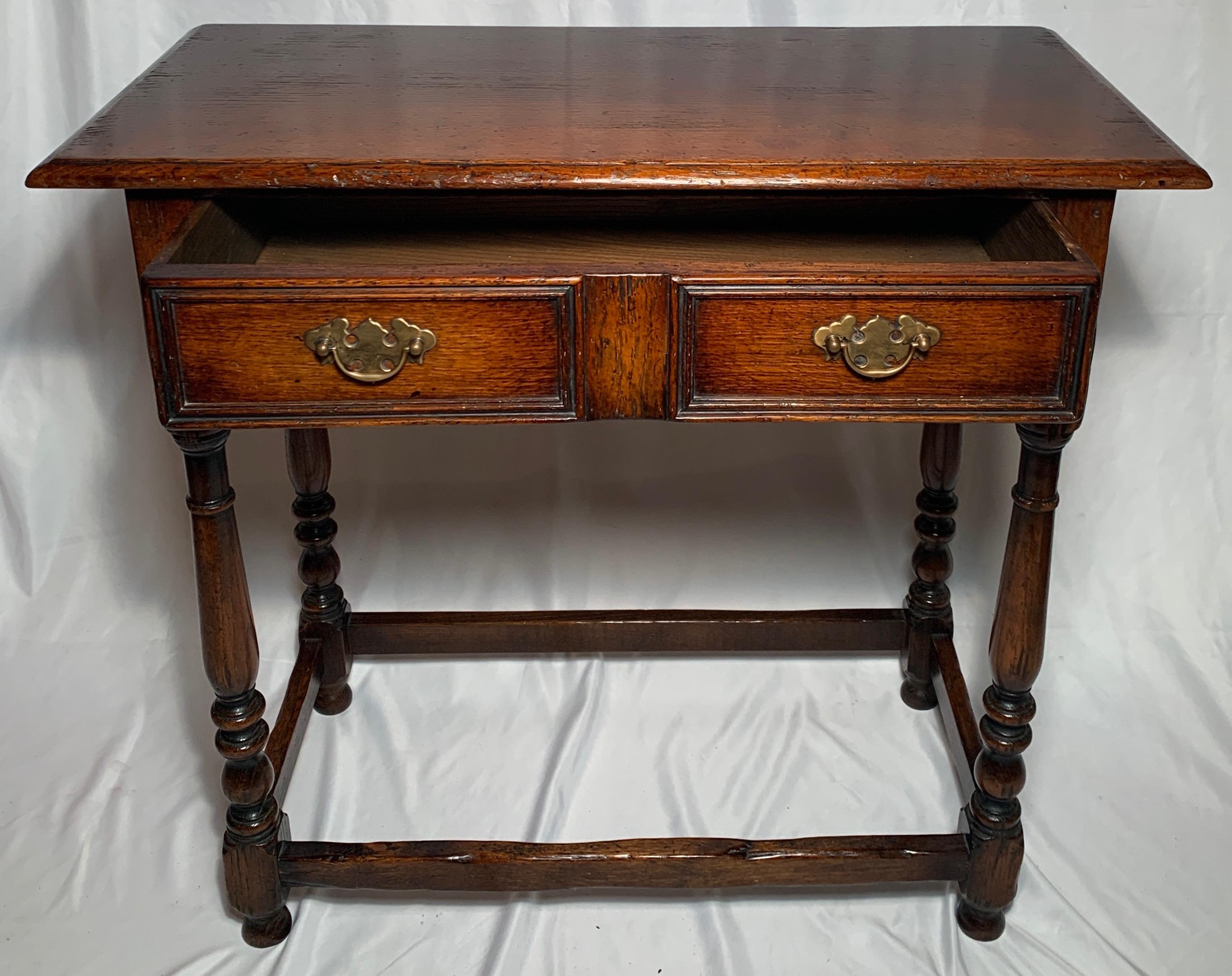 Antique English Oak Table, circa 1860 In Good Condition In New Orleans, LA