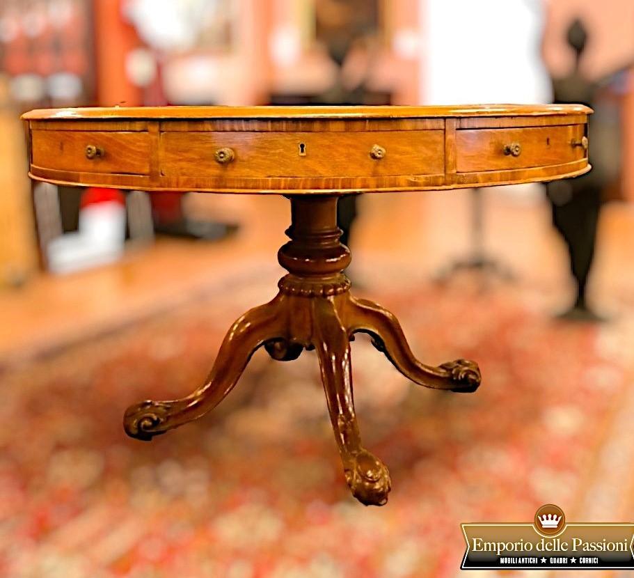 Antique English Oak Table from circa 1850. For Sale 2