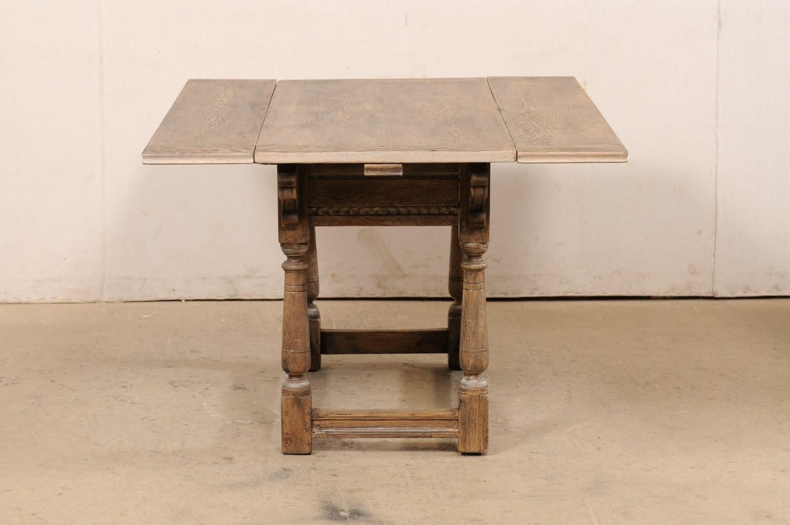 Antique English Oak Table w/Expandable Top (Great for a Console or Games Table!) For Sale 3