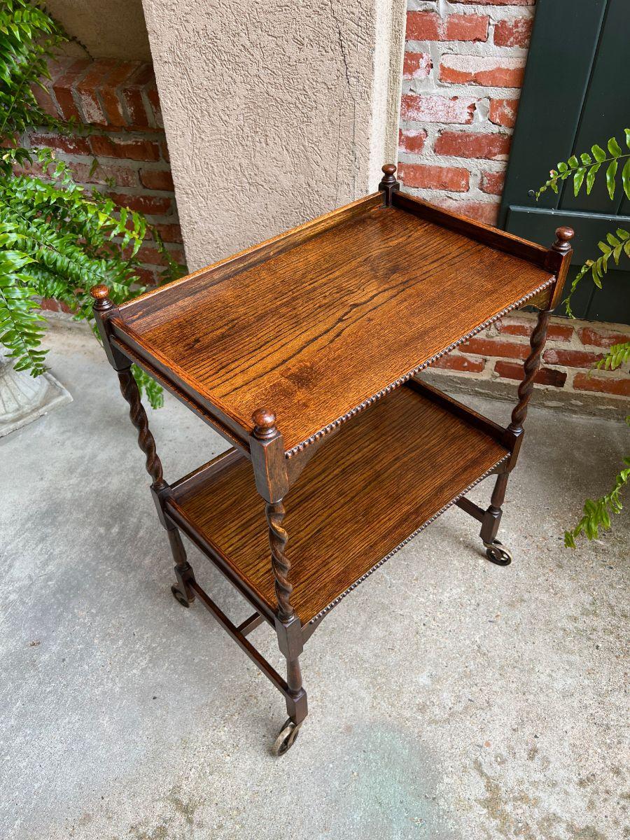 Antique English Oak Tea Trolley Drinks Wine Serving Cart Barley Twist Dumbwaiter In Good Condition In Shreveport, LA