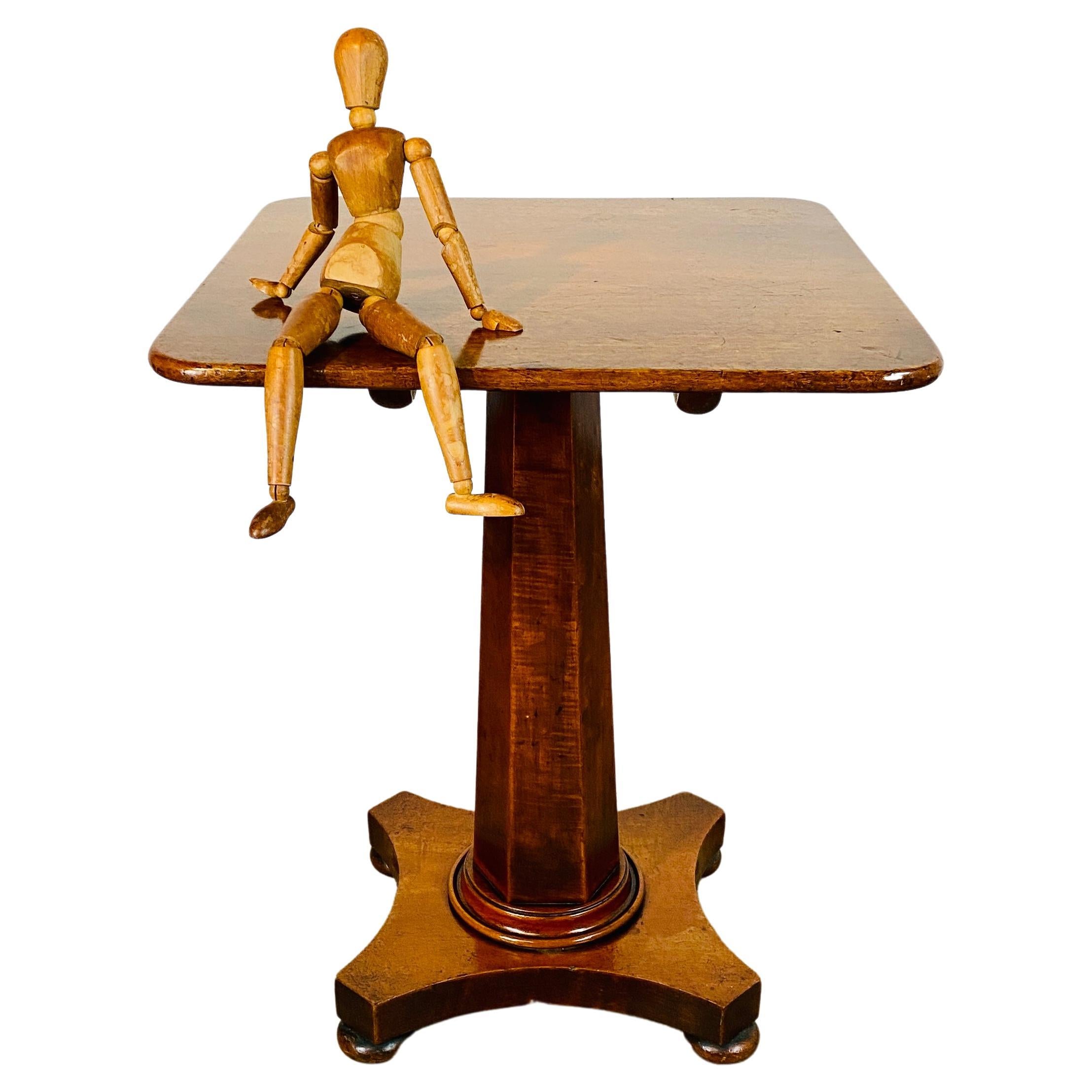 Antique English Oak Tilt-Top Side Table, 19th Century For Sale