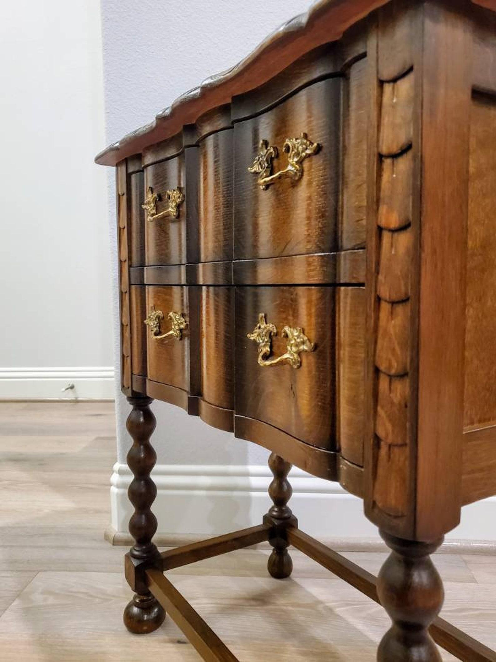 Antique English Oak Tudor Jacobean Revival Chest of Drawers In Good Condition In Forney, TX
