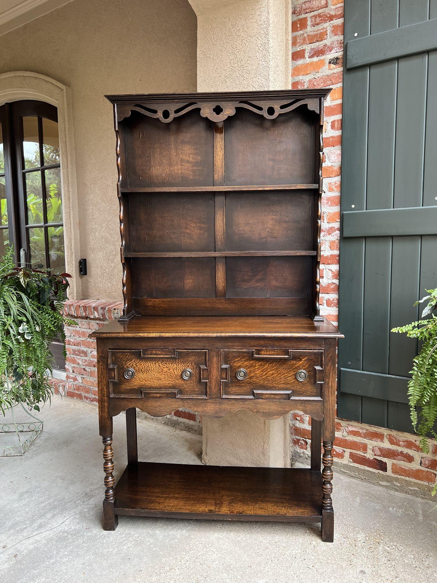 Antique English Oak Welsh dresser petite sideboard Hutch Jacobean Farmhouse.
 
Direct from England, (YES, our English container finally arrived, and we have some amazing English antiques, and of course, lots of barley twist)!
 
Here we have a