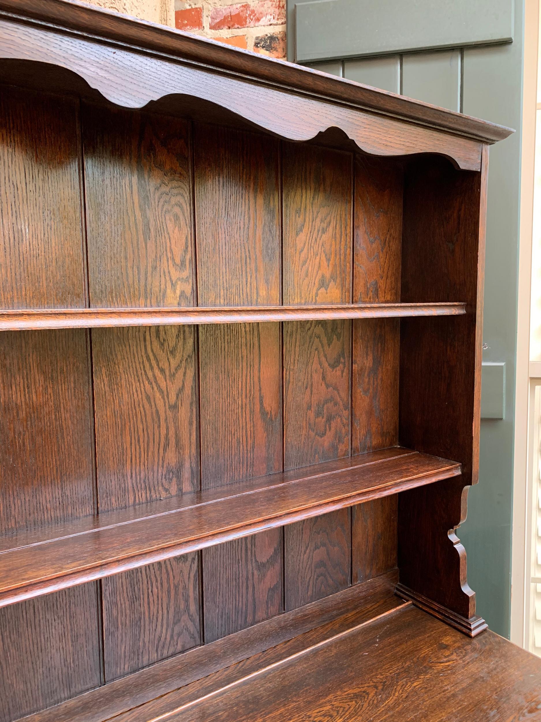 Antique English Oak Welsh Dresser Sideboard Buffet Jacobean Hutch 20th Century 7