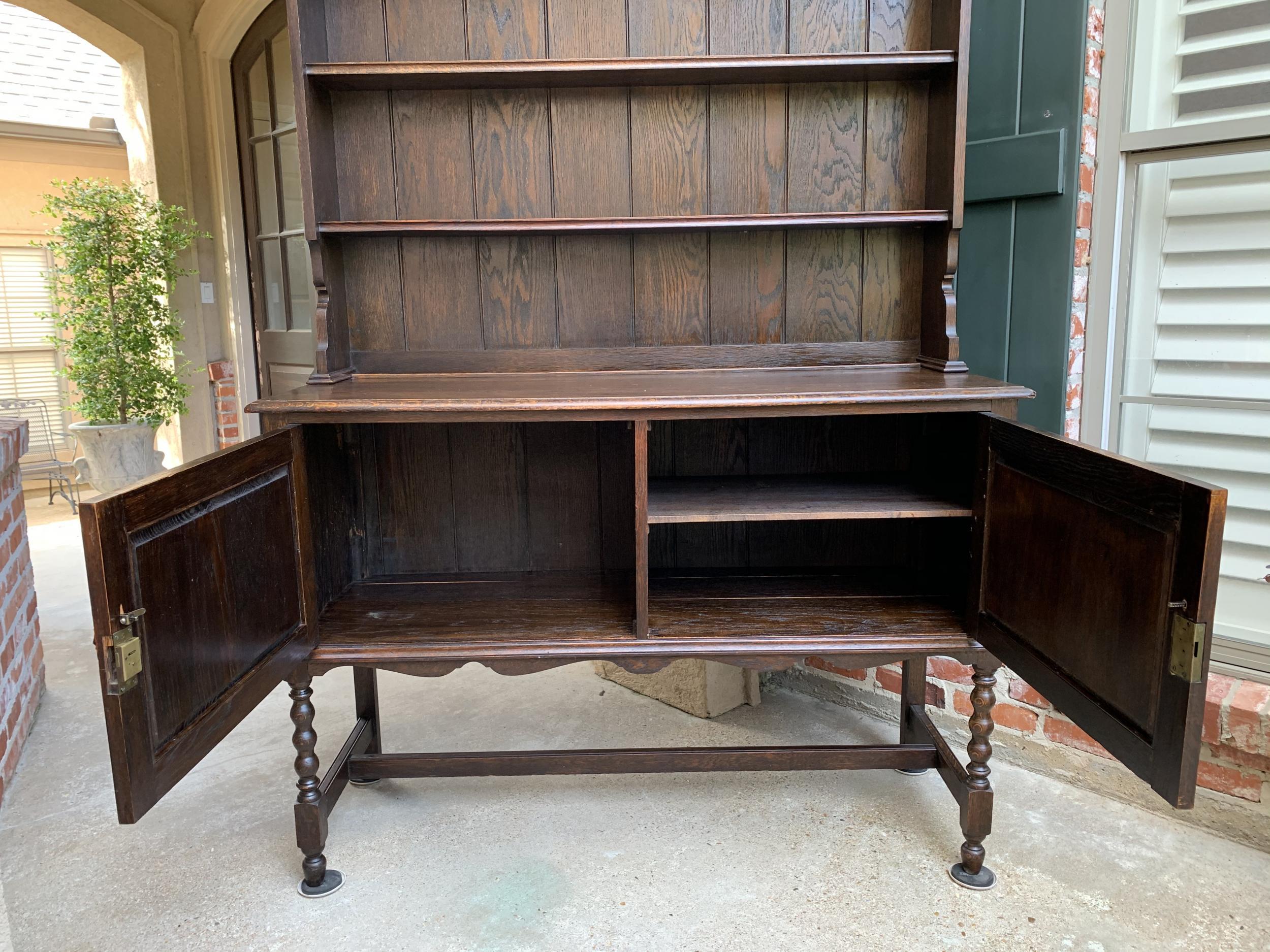 Antique English Oak Welsh Dresser Sideboard Buffet Jacobean Hutch 20th Century 10