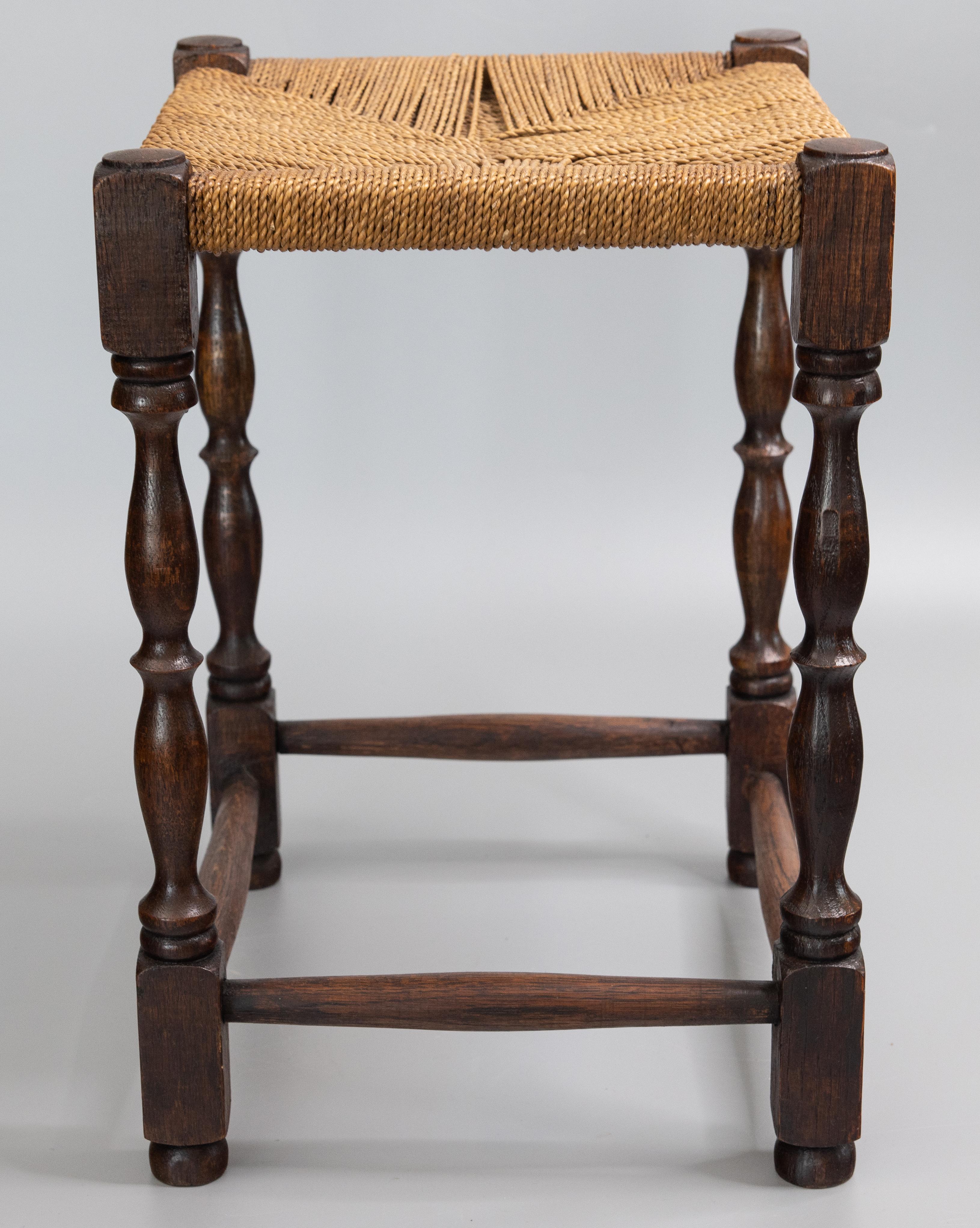 Antique English Oak Woven Cord Rope Stool Footstool, circa 1900 In Good Condition For Sale In Pearland, TX