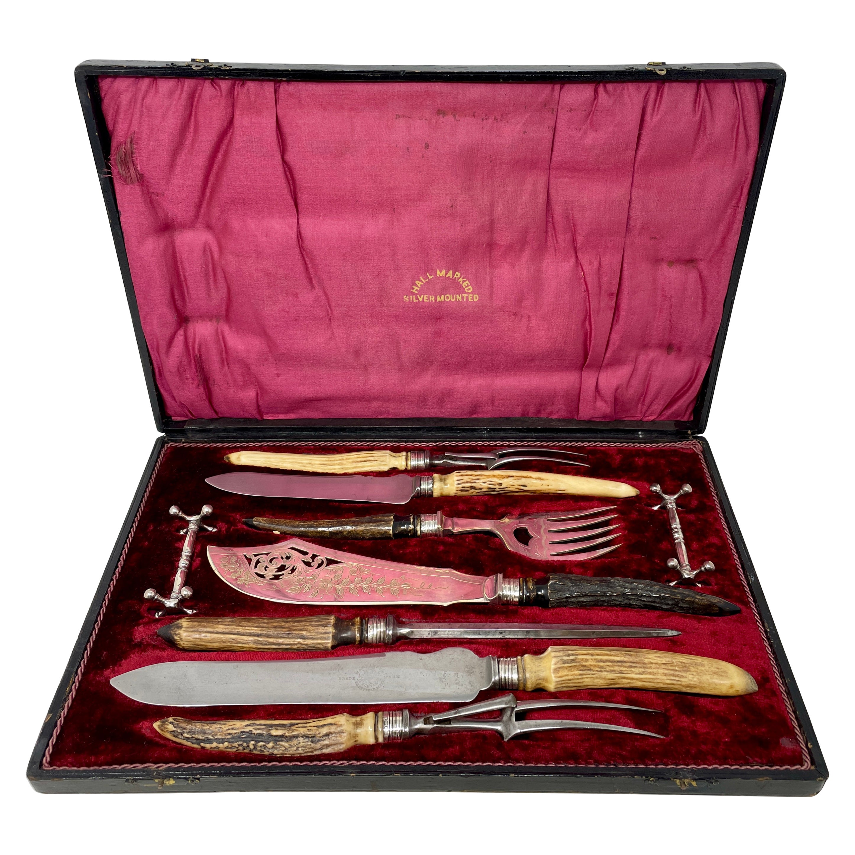 Set de sculpture à manche en corne dans un coffret, Antiquités anglaises, Circa 1860.
