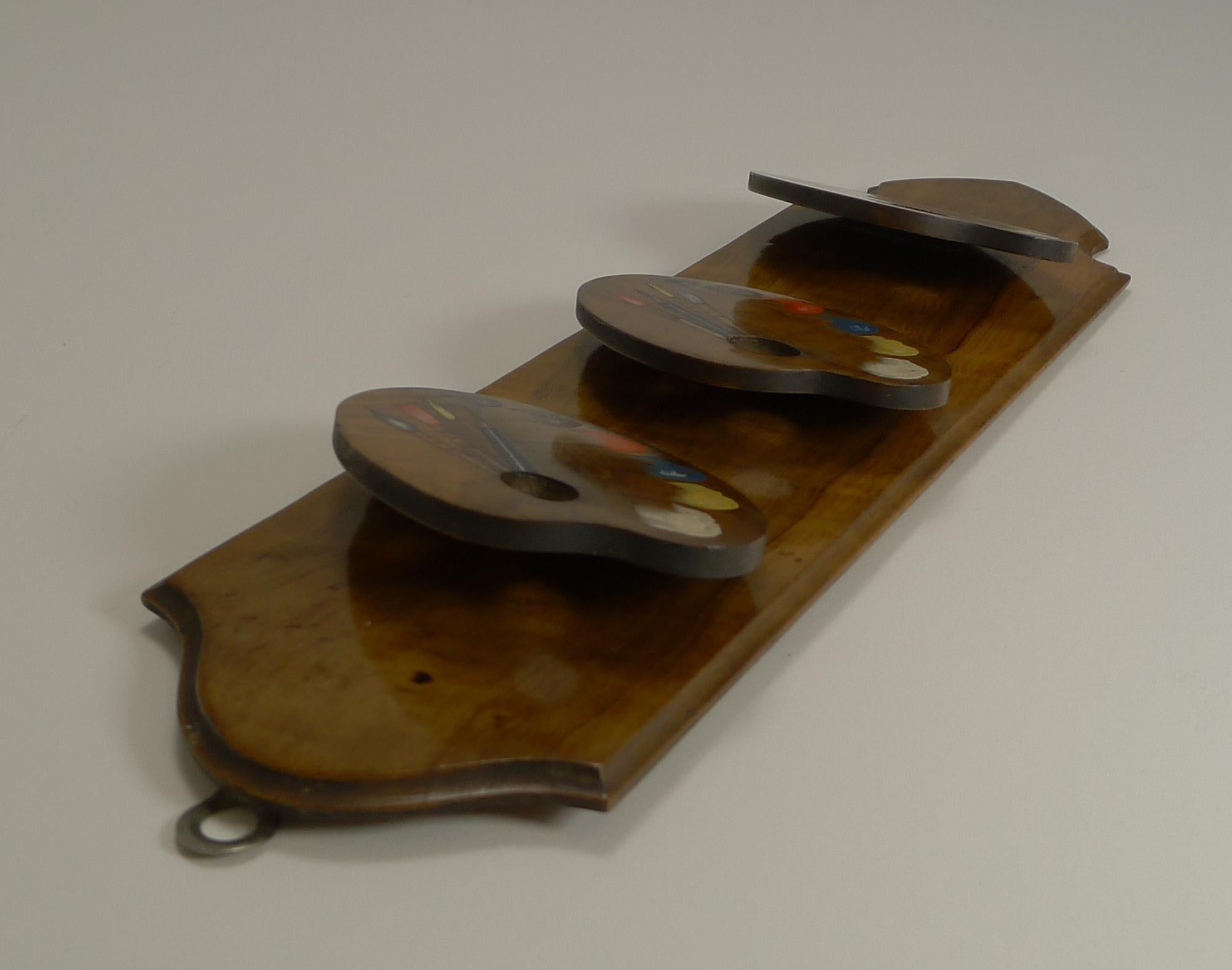 Antique English Olivewood Letter or Note Tidy, Artist's Palettes, circa 1900 In Good Condition In Bath, GB