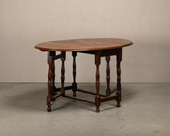 Antique English oval Gateleg Table in solid Oak, Late 19th Century