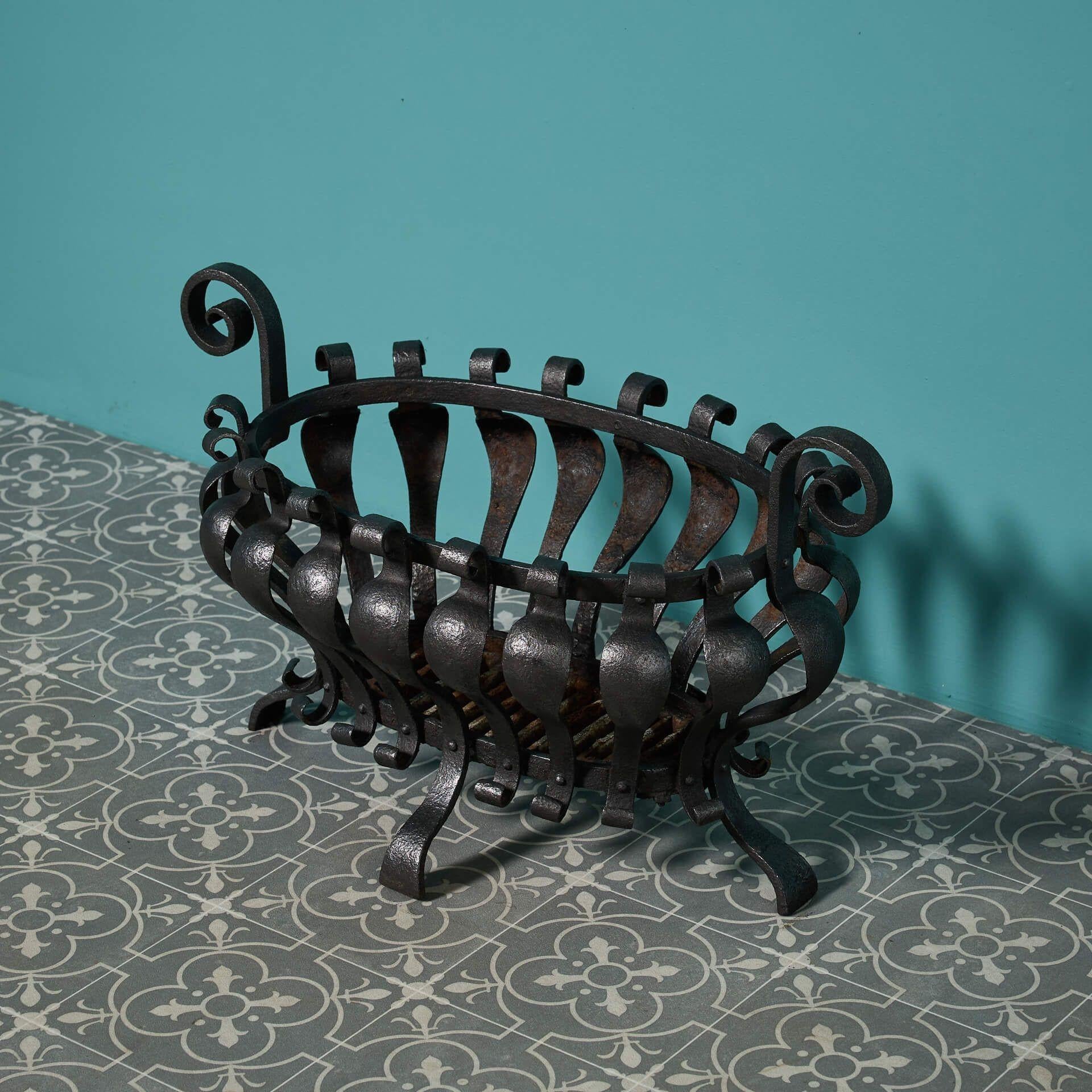 Inglese Antico cesto da fuoco inglese ovale a scorrimento in vendita