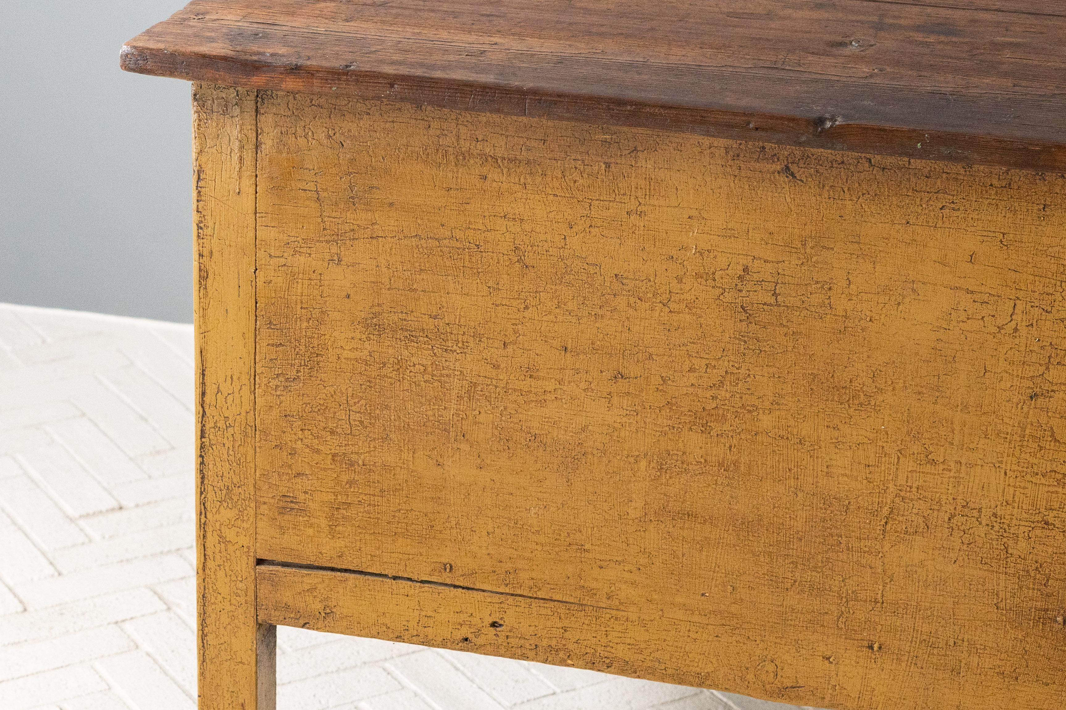 Escritorio antiguo pintado a la inglesa en venta 7