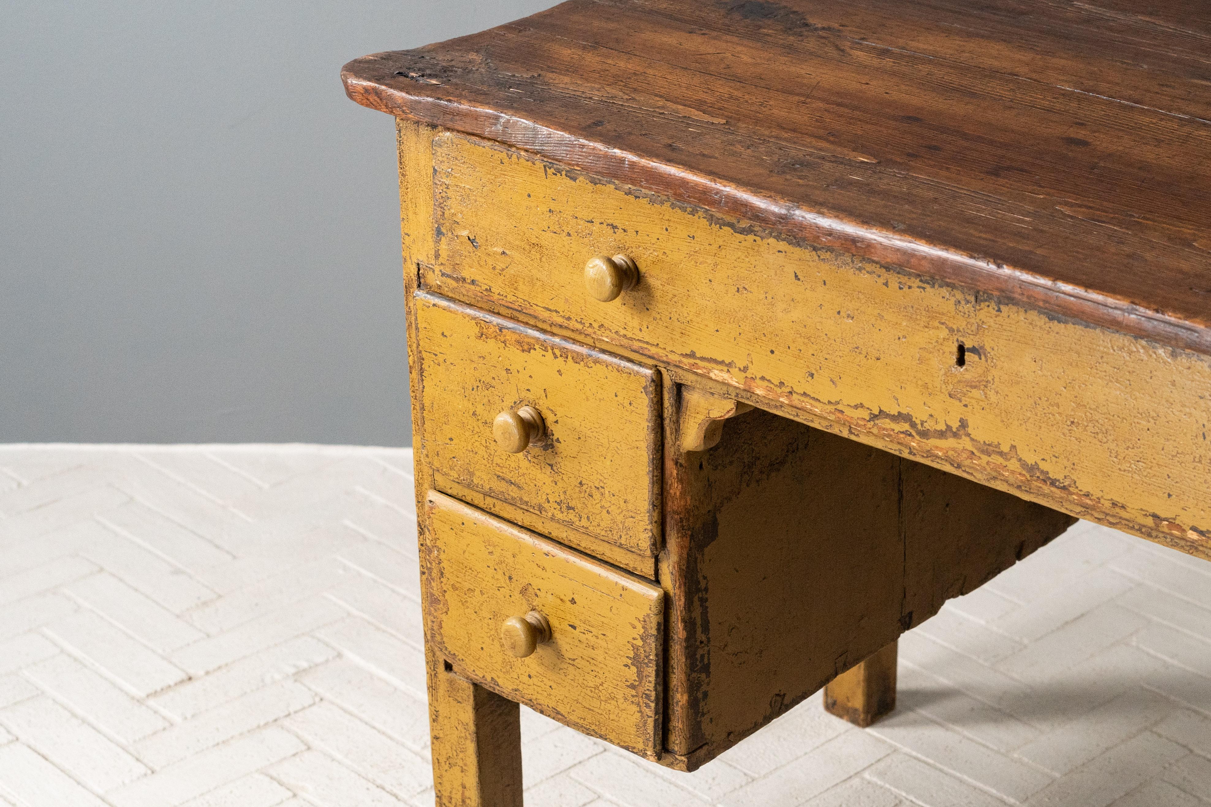Escritorio antiguo pintado a la inglesa Inglés en venta
