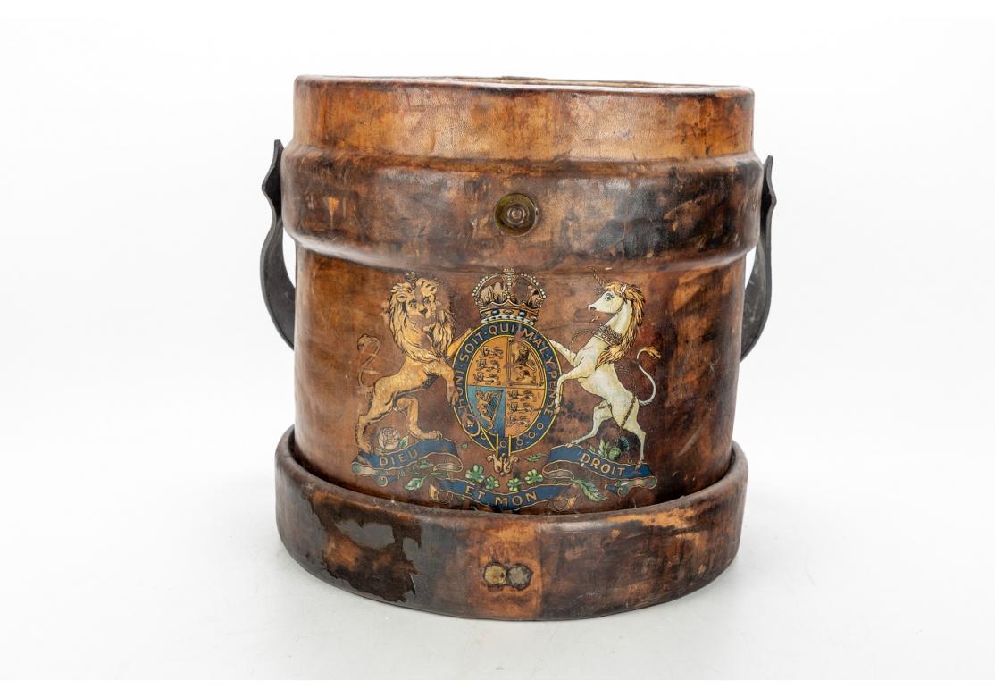 Antiker englischer Kordite-Bucket aus bemaltem Leder mit Leinen (Handbemalt)