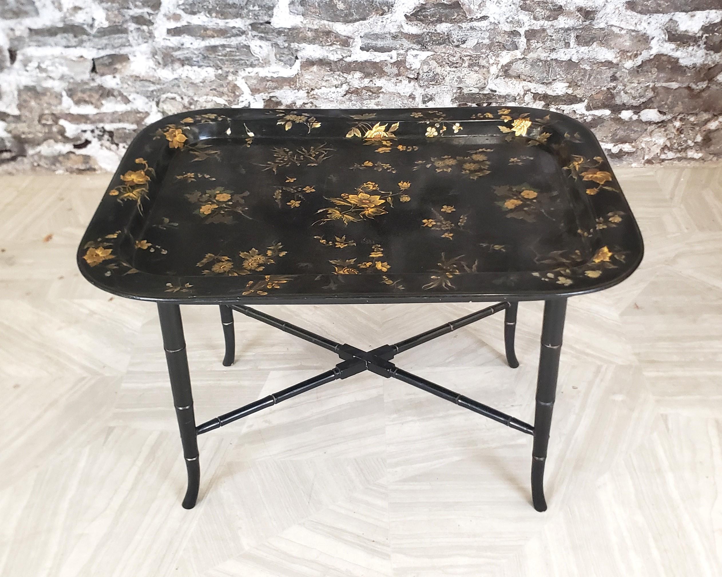 Antique English Paper Mache Tray Table with Faux Bamboo Legs & Floral Decoration In Good Condition For Sale In Hamilton, Ontario