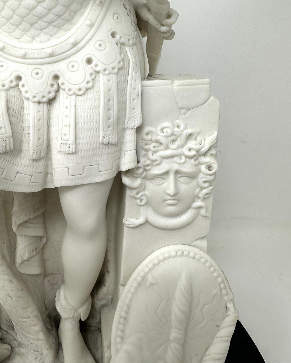 Grande figurine anglaise ancienne en porcelaine de Parienne représentant Persée de Minton, Staffordshire  en vente 3