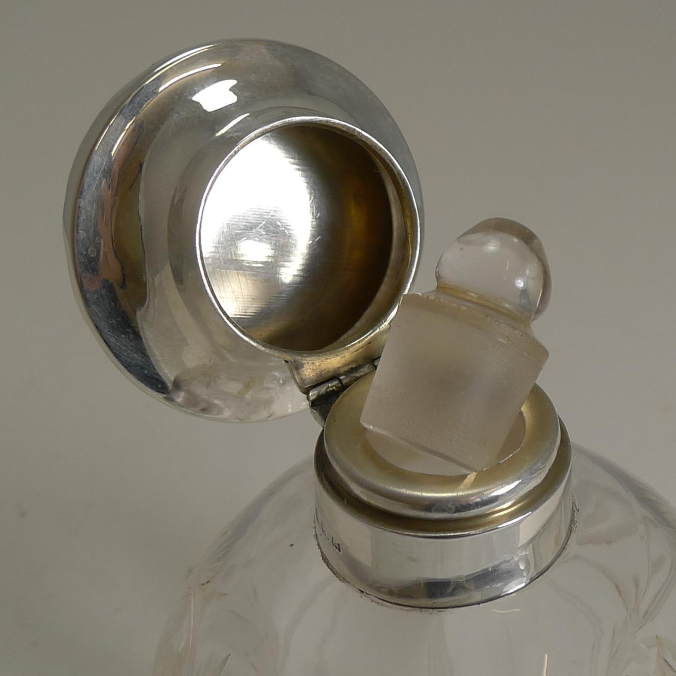 Antique English Perfume Bottle, Sterling Silver and Guilloche Enamel Top, 1909 In Good Condition In Bath, GB
