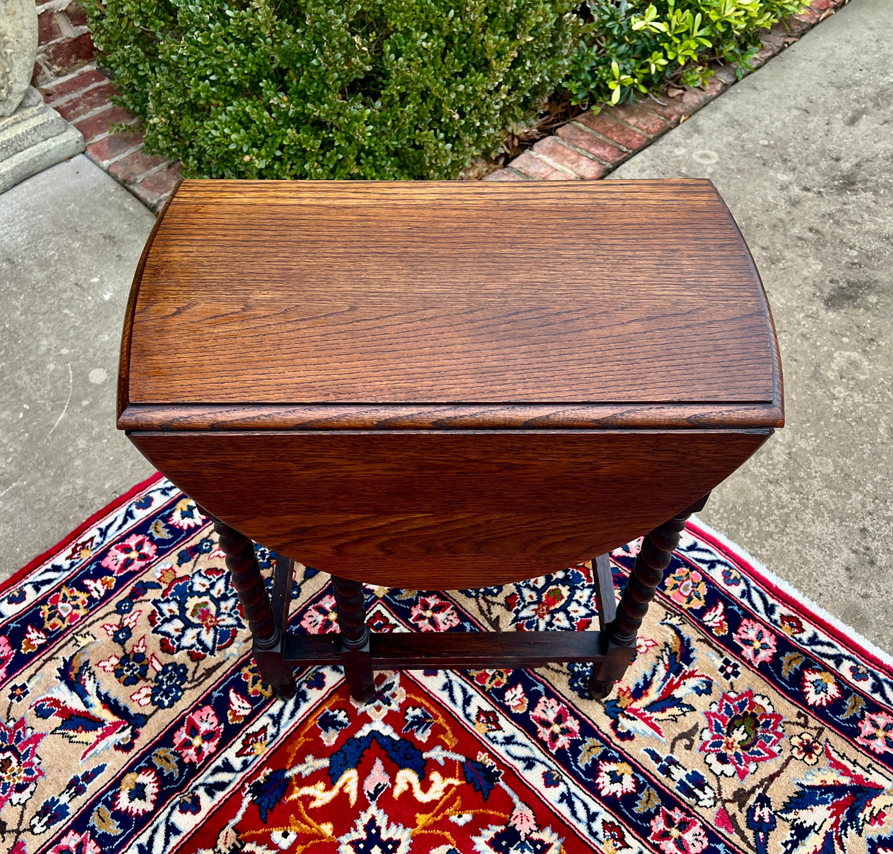 Antique English Petite Barley Twist Drop Leaf Gateleg Oak Oval c.1930s 11