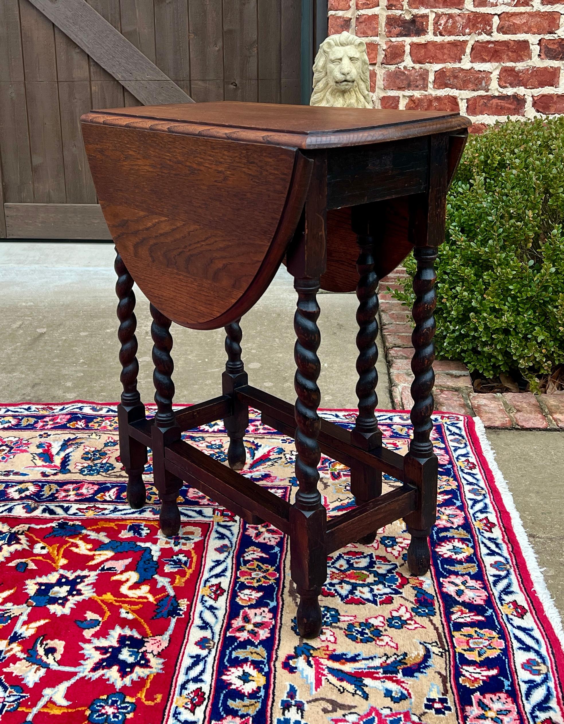 Carved Antique English Petite Barley Twist Drop Leaf Gateleg Oak Oval c.1930s