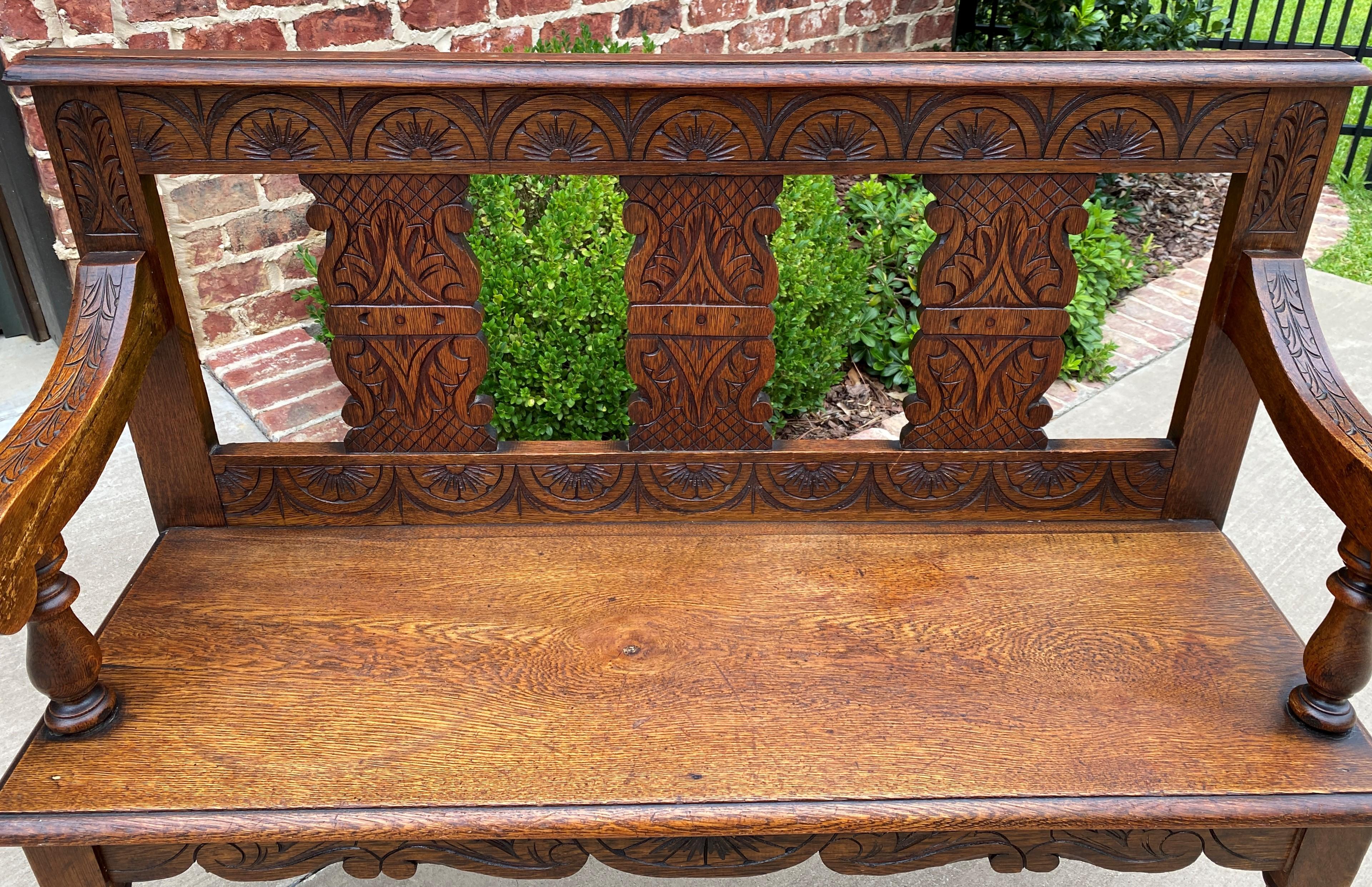 Carved Antique English Petite Bench Settee Hall Entry Bench Banquette Oak 19thC