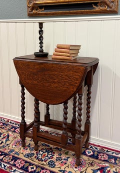 Antique English Petite Table Drop Leaf Gateleg Barley Twist Oak Oval c.1920-30s