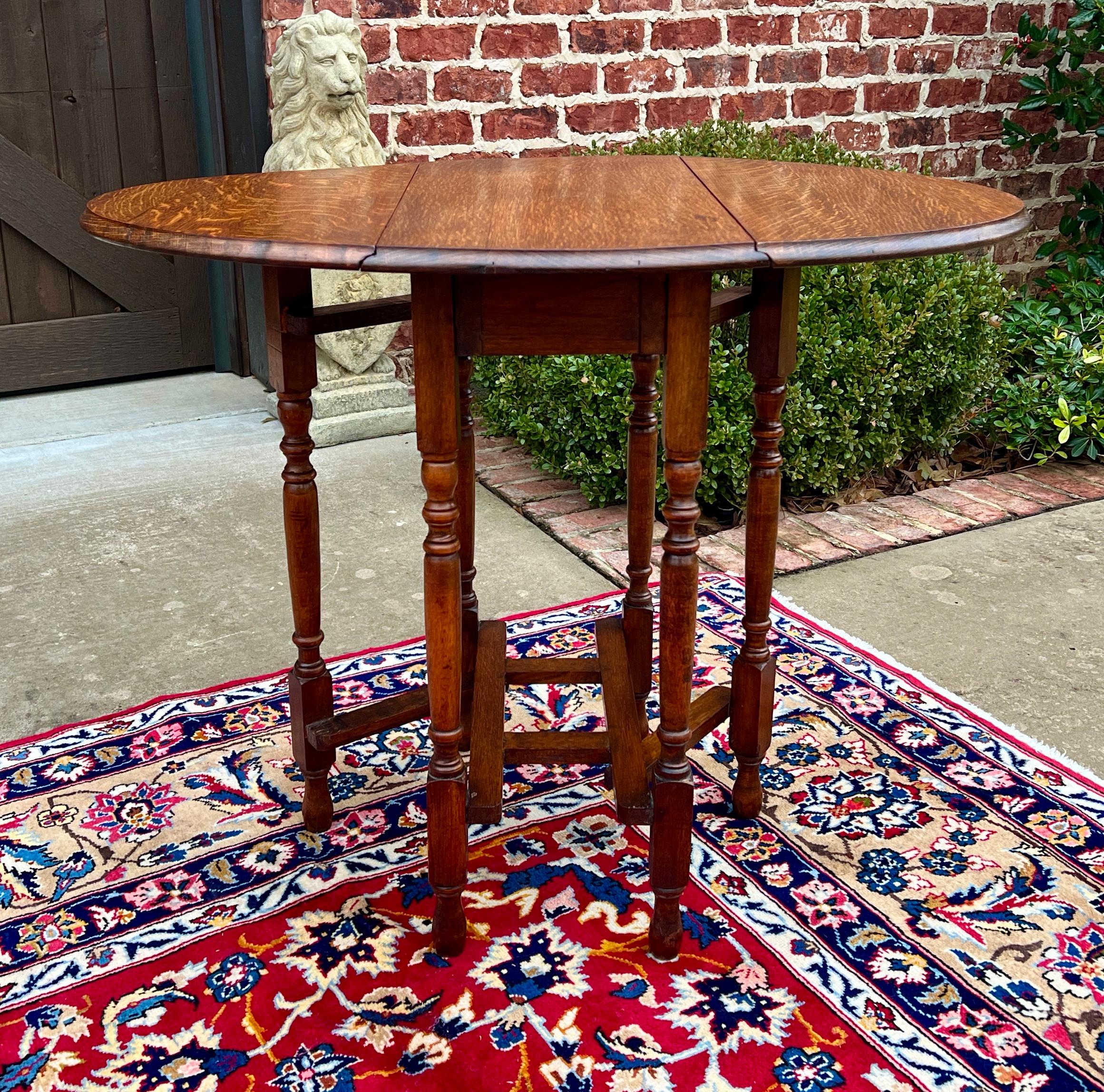 Antique English Petite Table Drop Leaf Gateleg Turned Post Oak Oval c.1930s 12