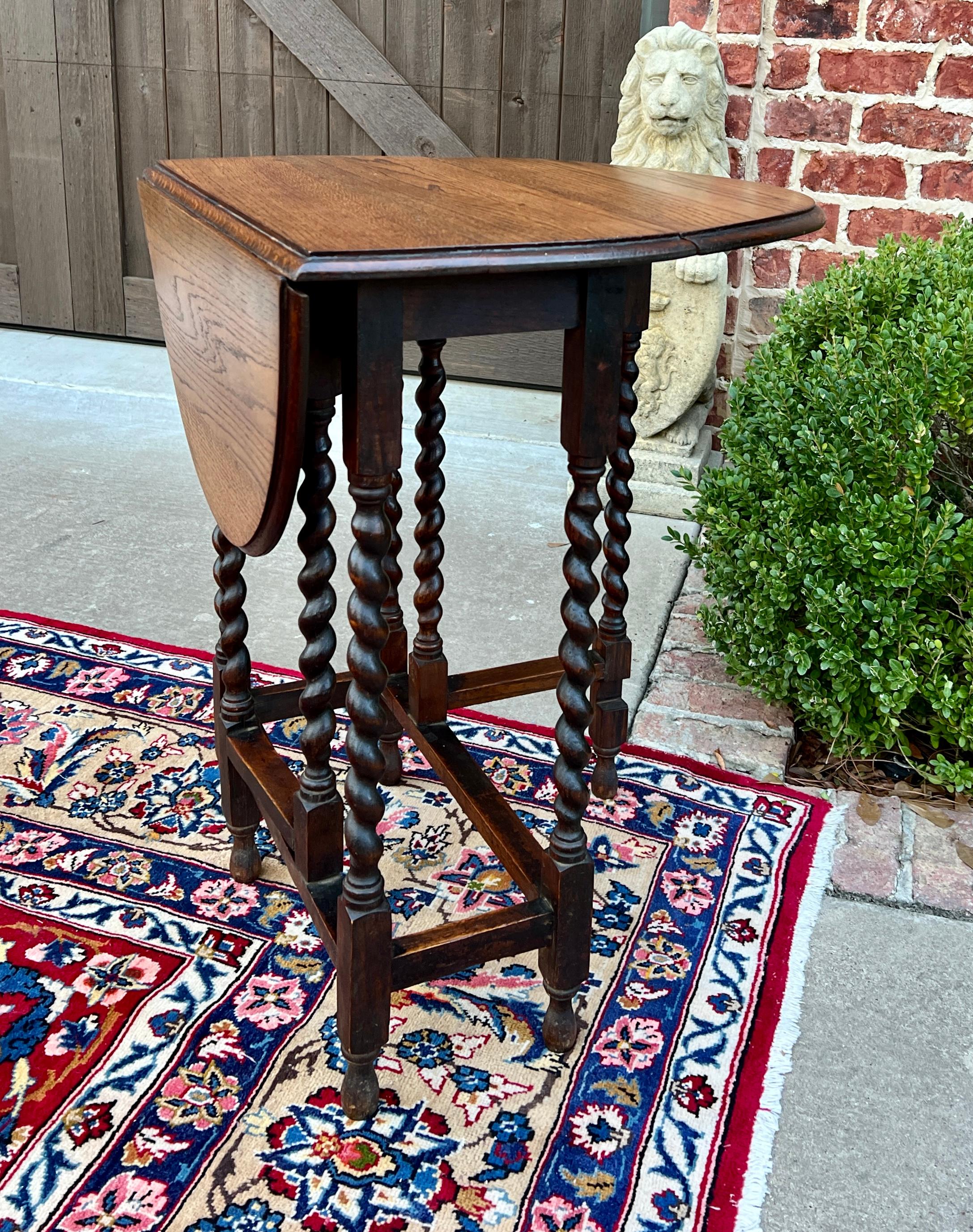 Antique English PetiteTable Drop Leaf Gateleg Barley Twist Oak Oval 8