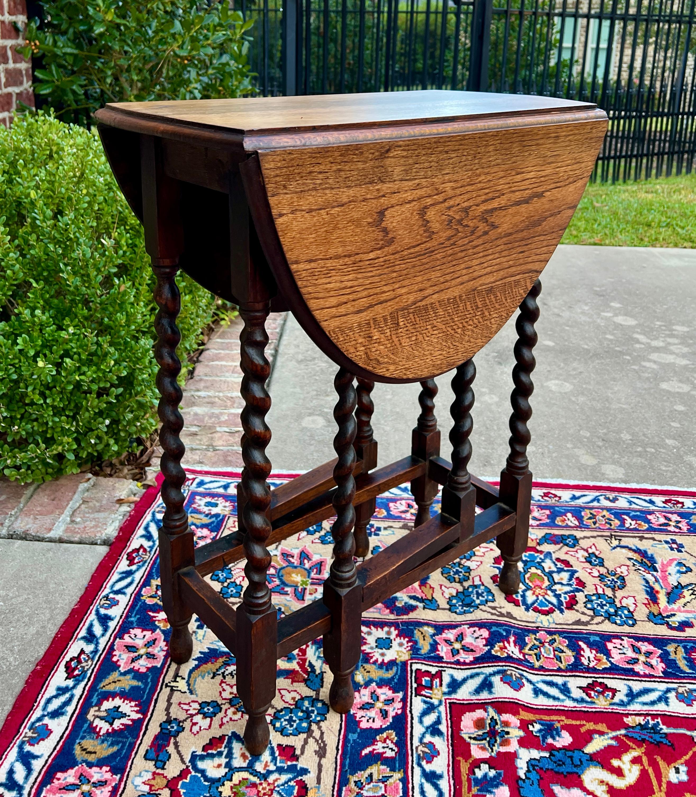 Early 20th Century Antique English PetiteTable Drop Leaf Gateleg Barley Twist Oak Oval