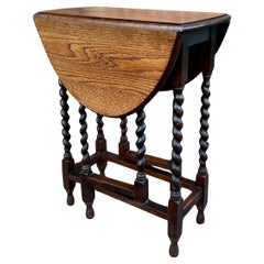 Antique English PetiteTable Drop Leaf Gateleg Barley Twist Oak Oval