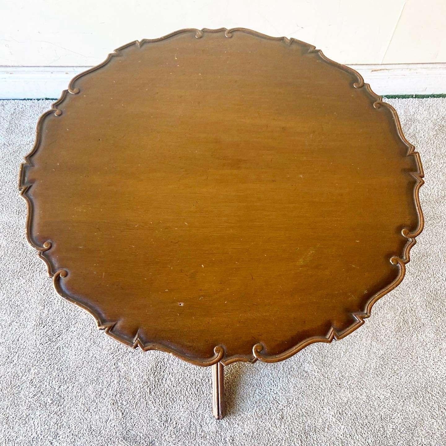 Antique English Pie Crust Table In Good Condition For Sale In Delray Beach, FL