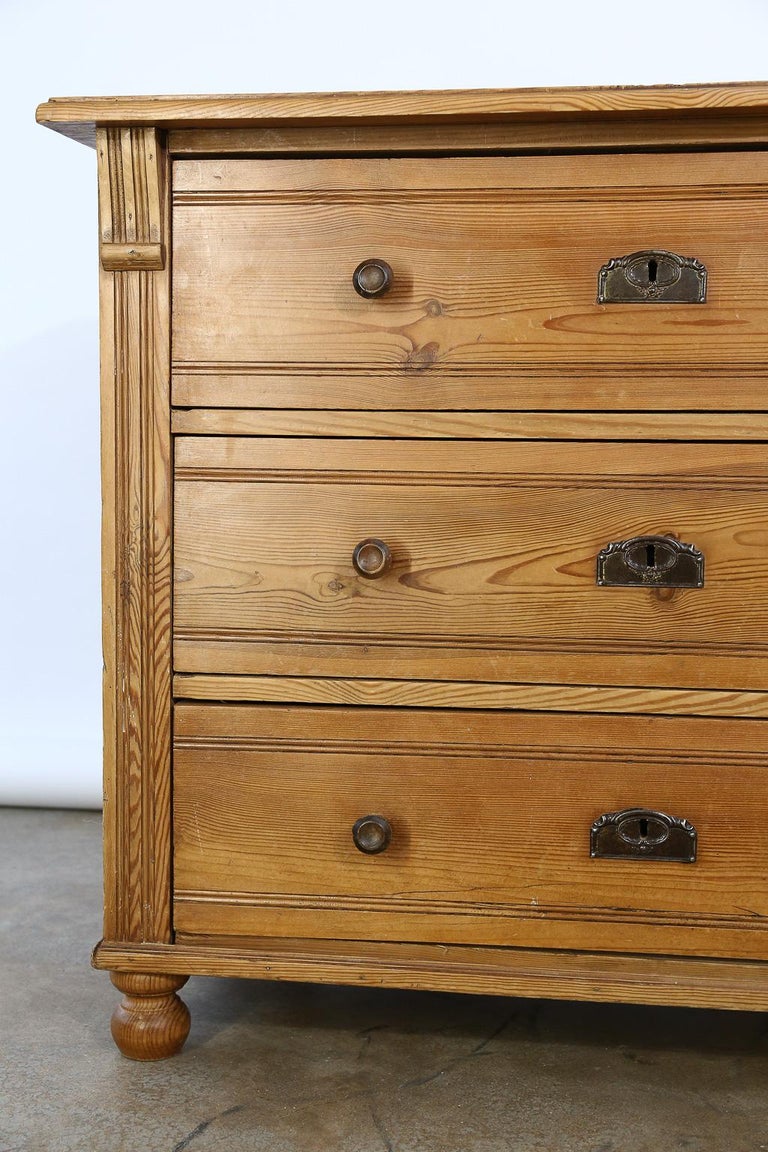 Antique English Pine Chest of Drawers at 1stDibs