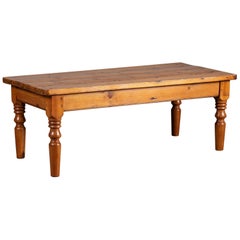 Antique English Pine Coffee Table Turned Legs, circa 1875