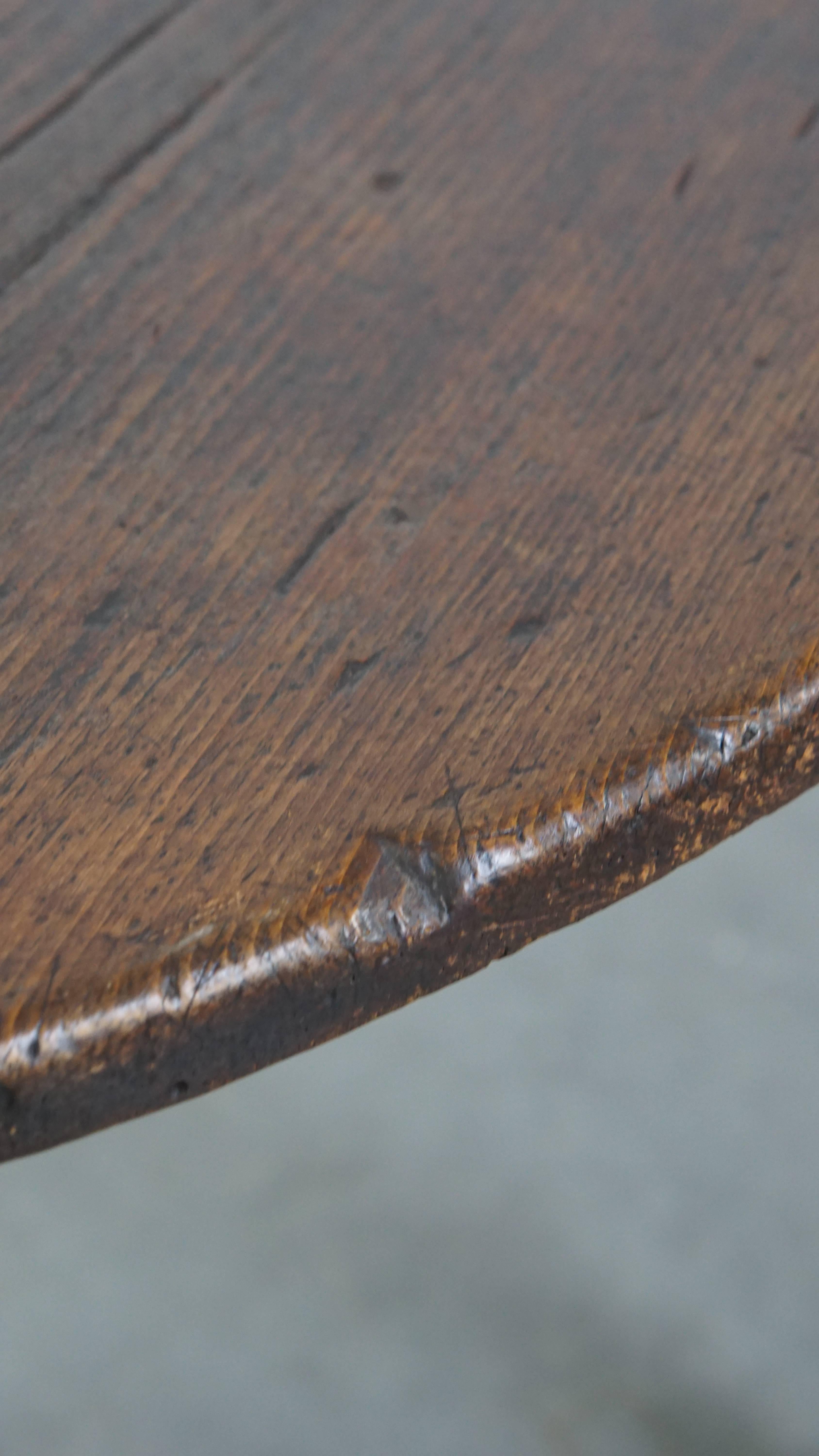 Antigua mesa de centro de madera de pino inglesa, mesa auxiliar del siglo XIX en venta 4