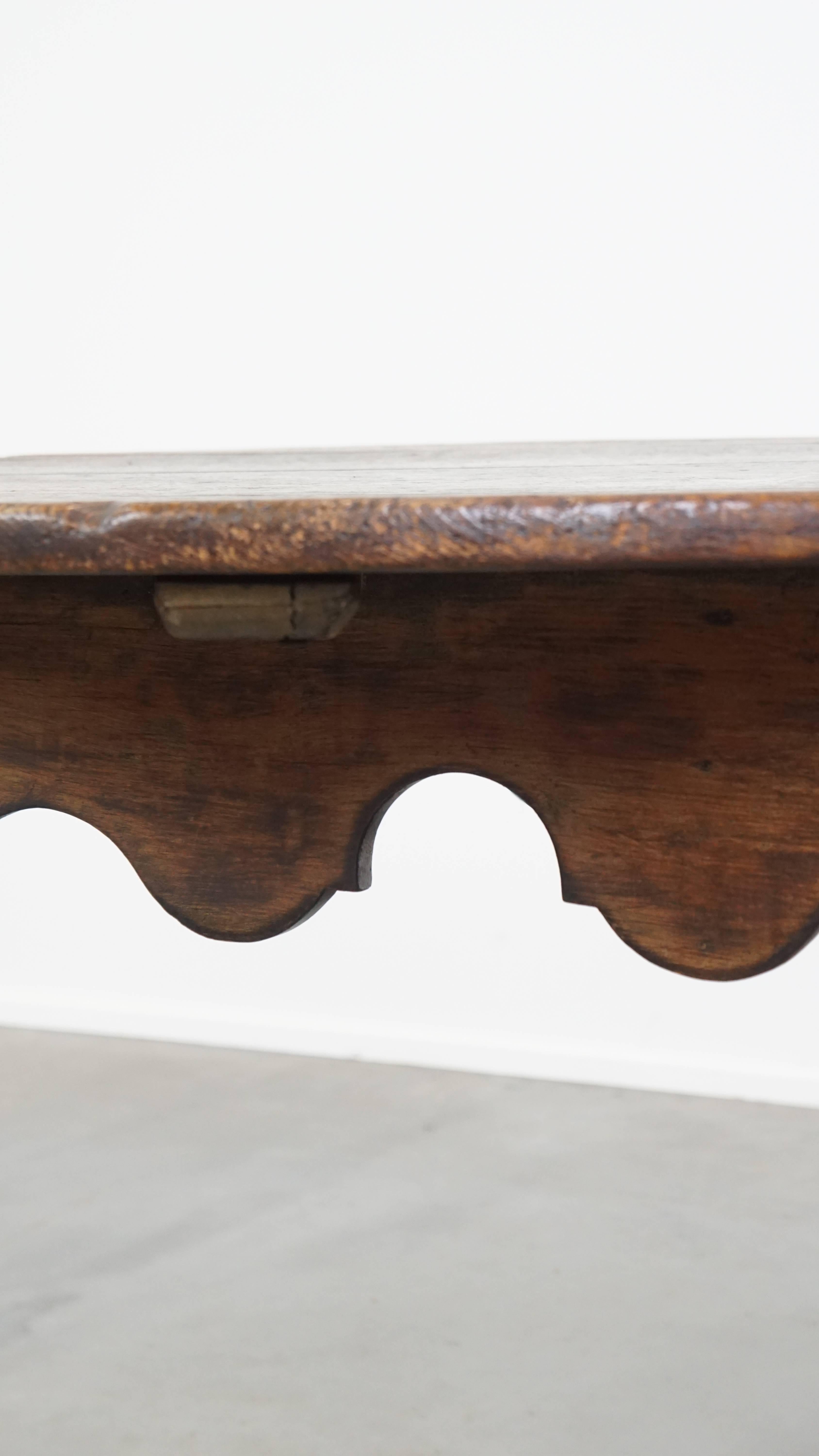 Antigua mesa de centro de madera de pino inglesa, mesa auxiliar del siglo XIX en venta 1