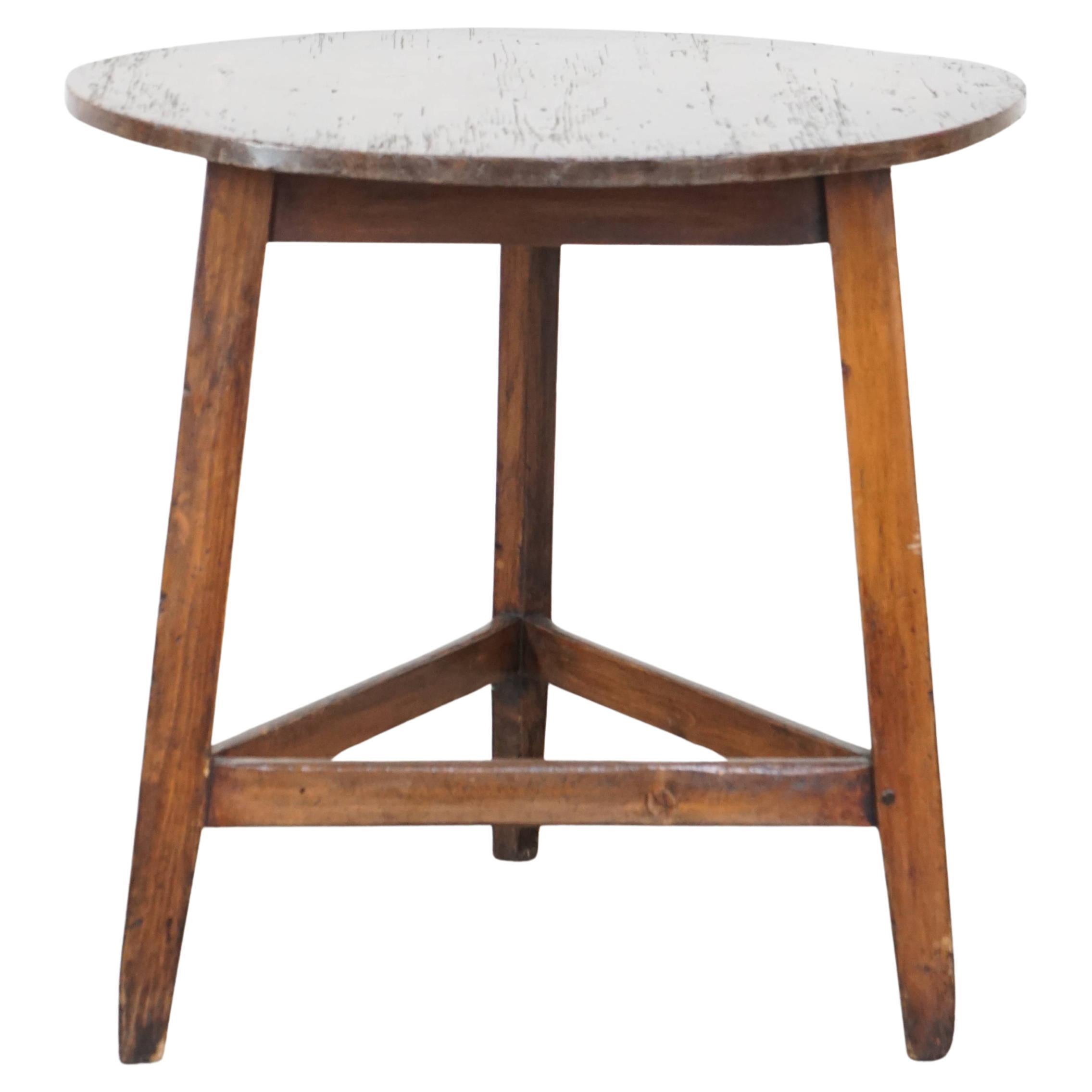 Antique English pinewood cricket table/side table from the late 18th century