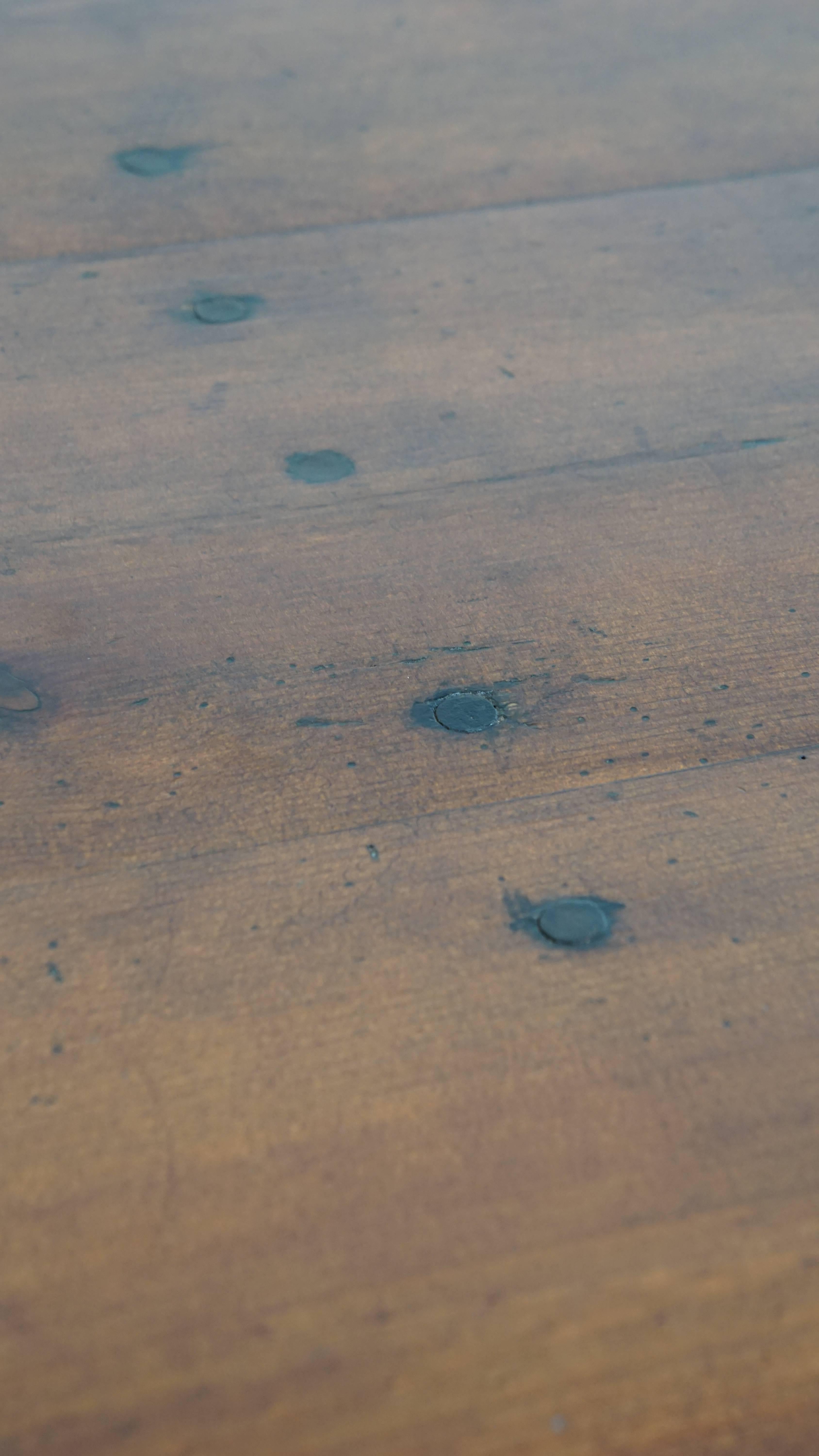 Antique English Pinewood Dining Table for 6 to 8 People with an Oak Base For Sale 6
