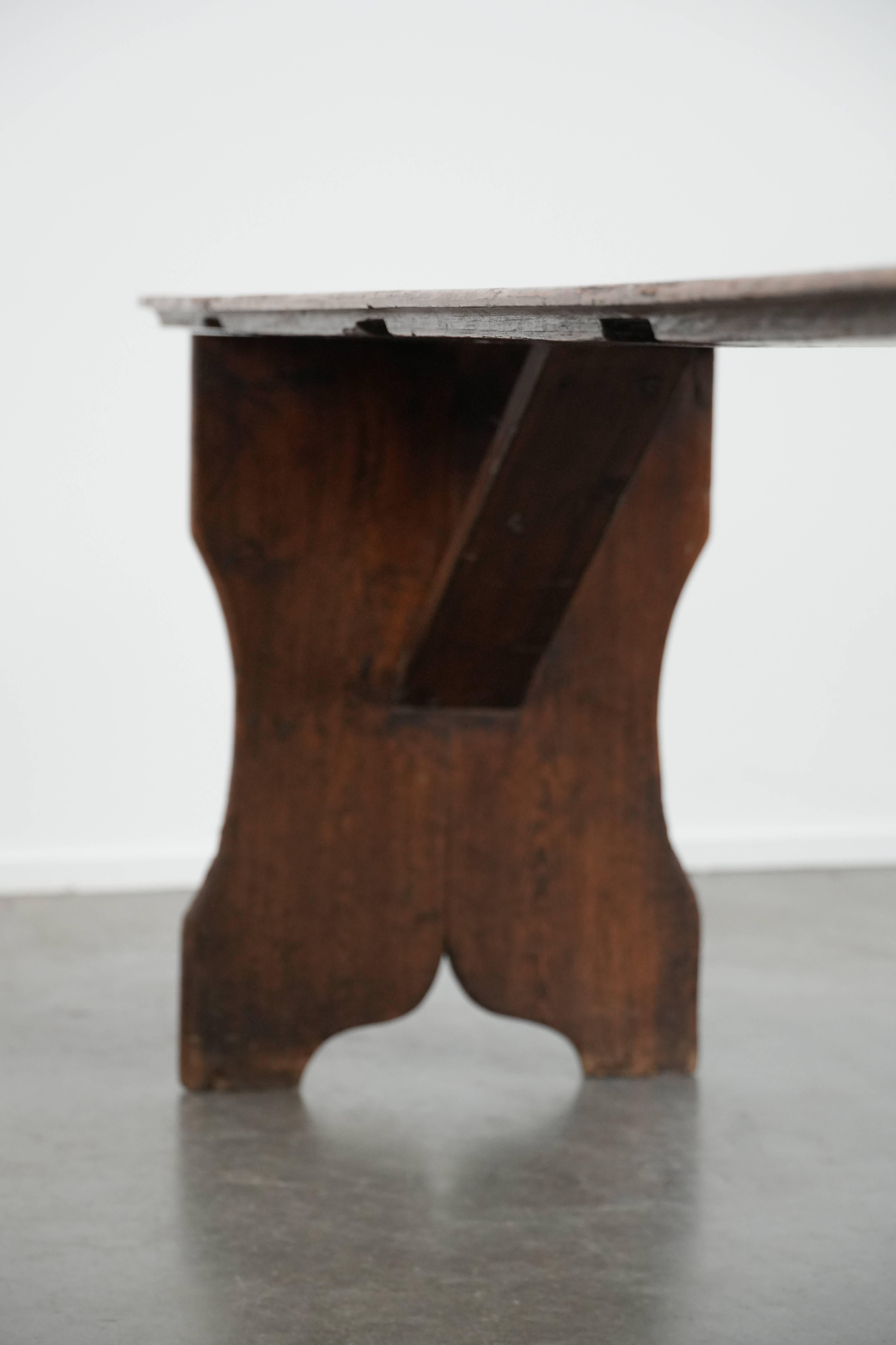 Antique English pinewood hallway bench / bench for the dining table en venta 10