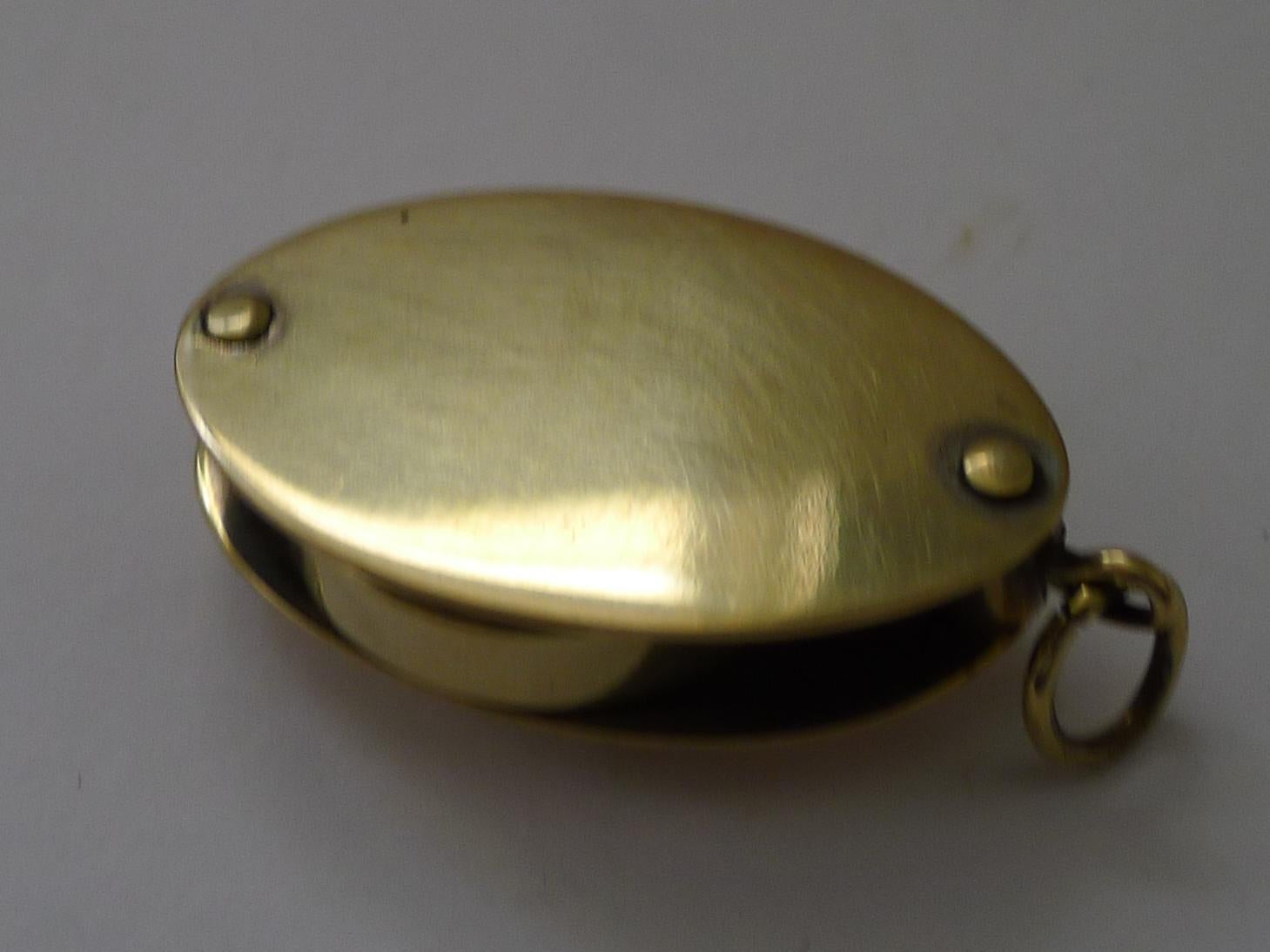 Antique English Pocket Magnifying Glass / Loop with Compass, c.1910 In Good Condition In Bath, GB