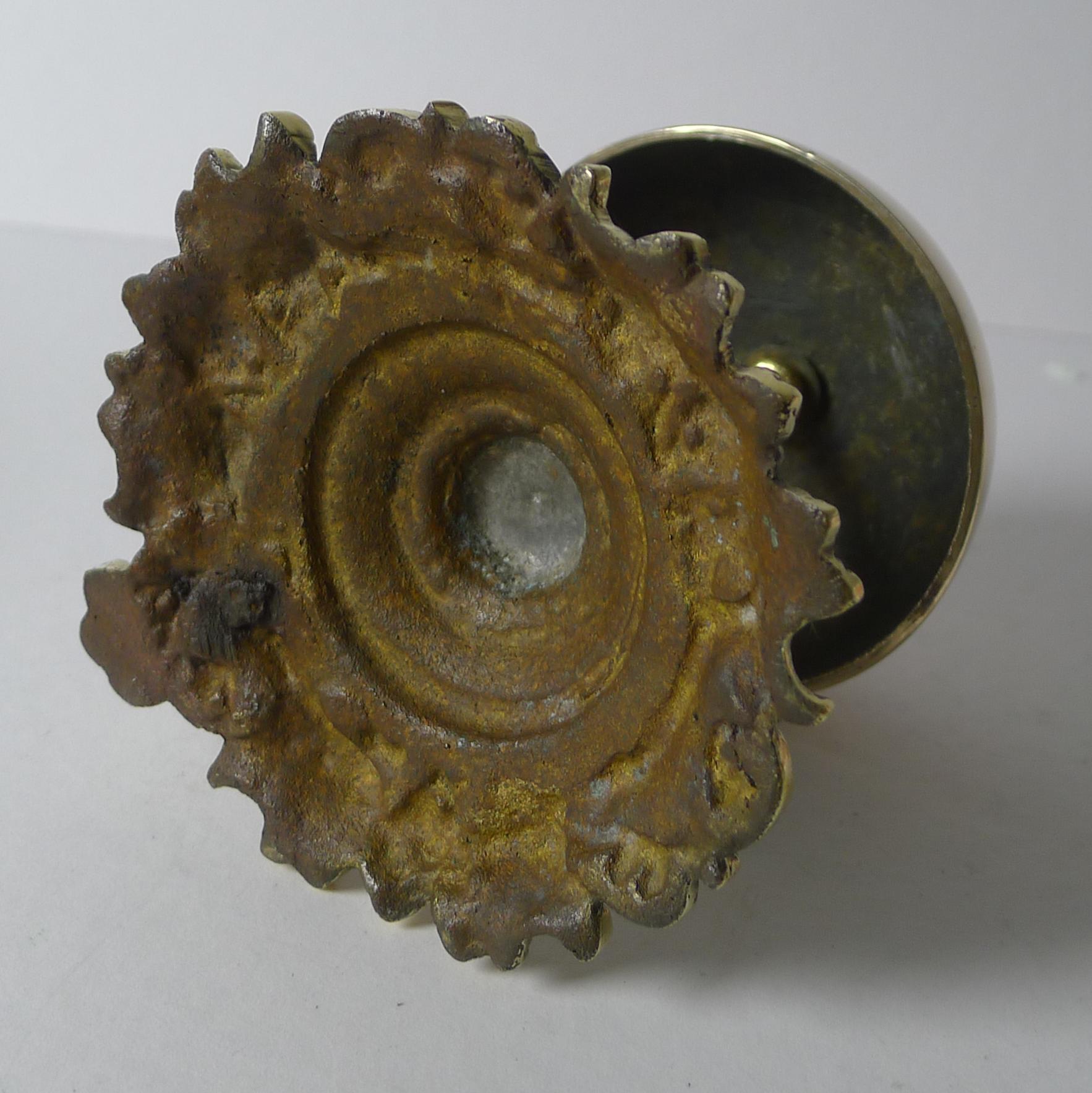Ancienne cloche de comptoir en laiton poli vers 1890 Bon état - En vente à Bath, GB